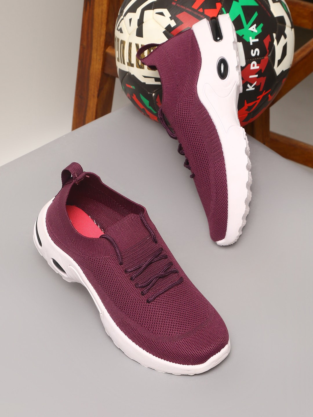 

Champs Women LOTUS-1 Lightweight Slip-On Sneakers, Purple
