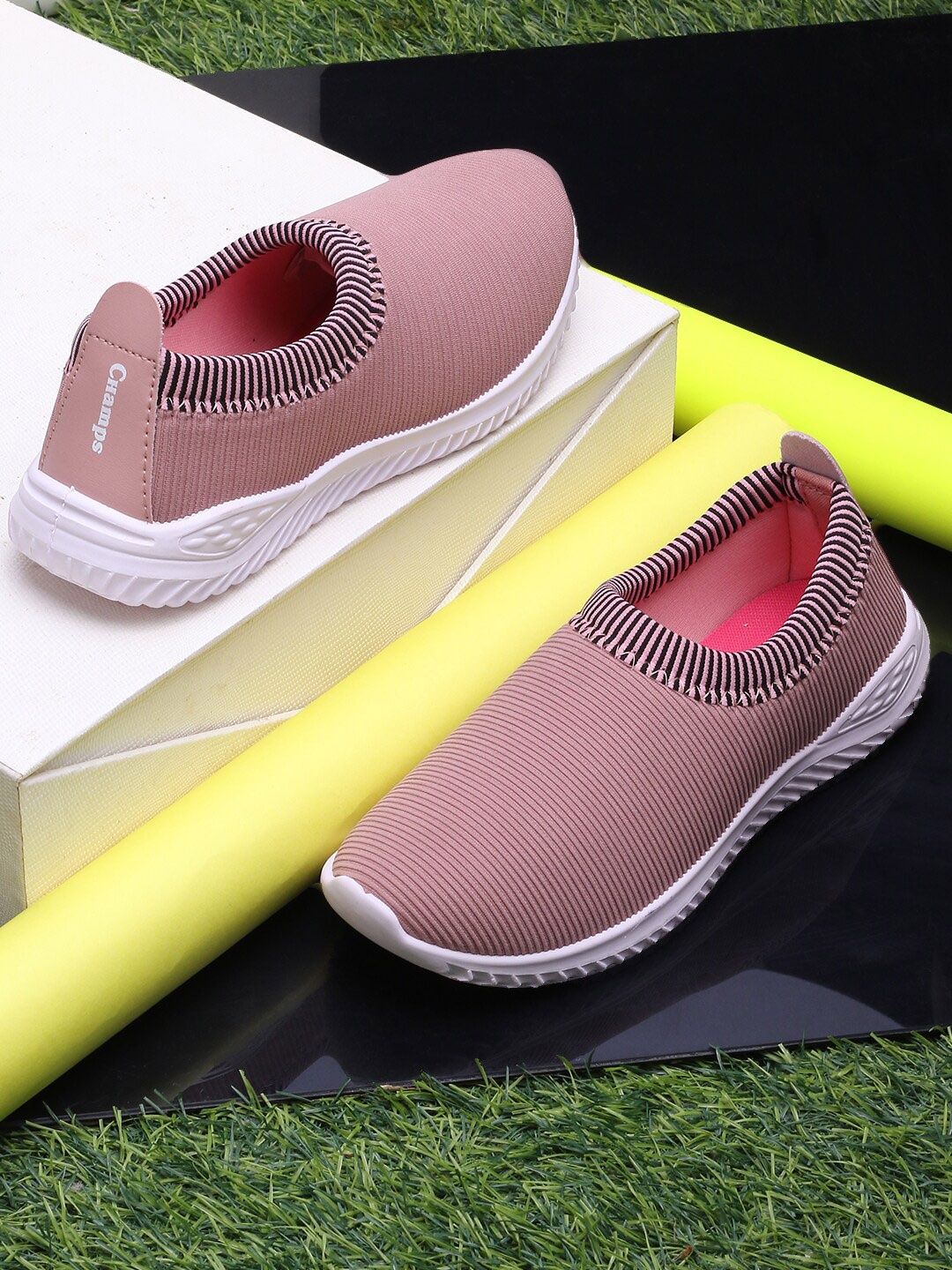 

Champs Women KHUSHI Textured Lightweight Mesh Slip-On Sneakers, Peach