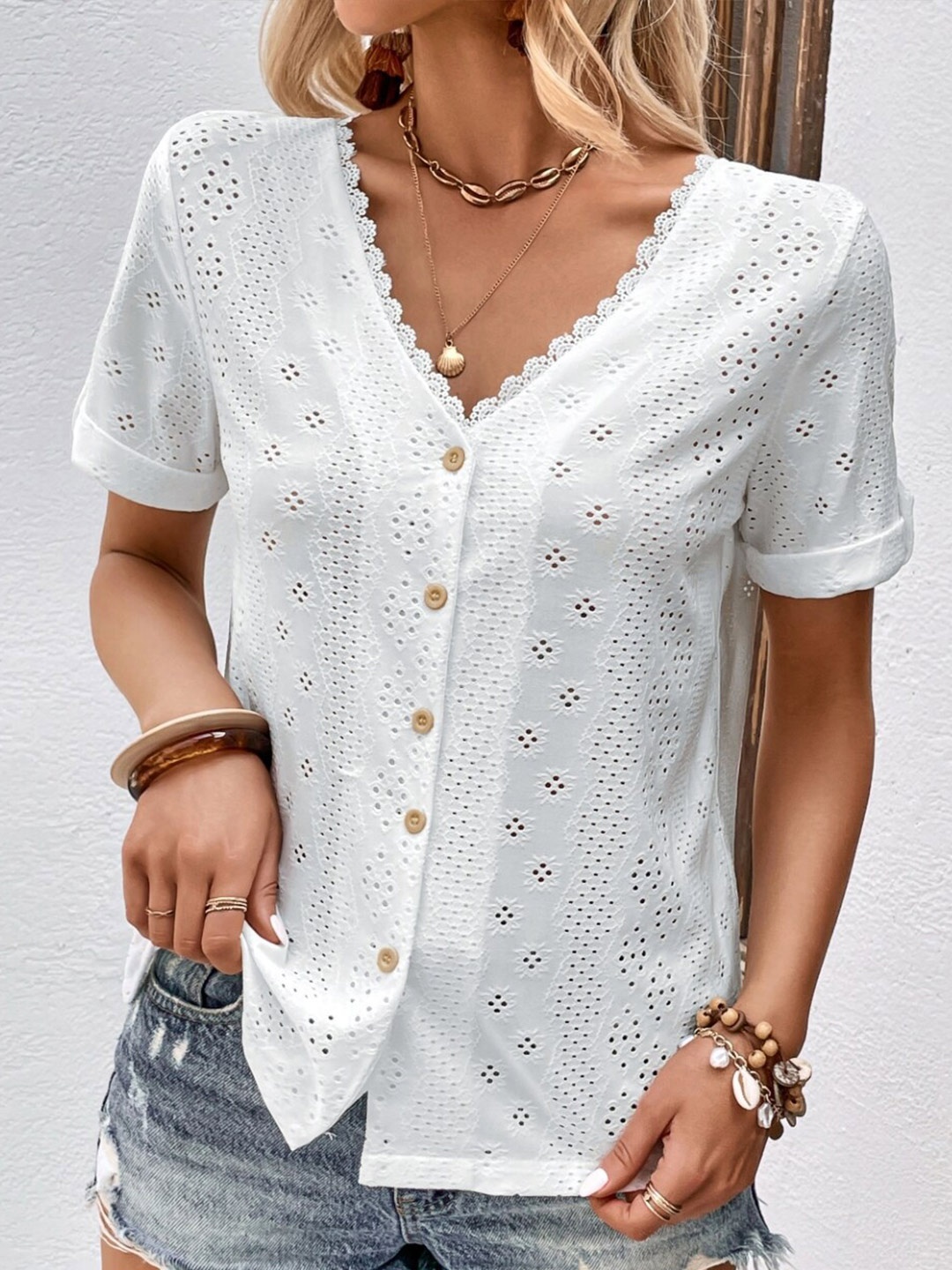 

StyleCast White Self Design Roll-Up Sleeves Top