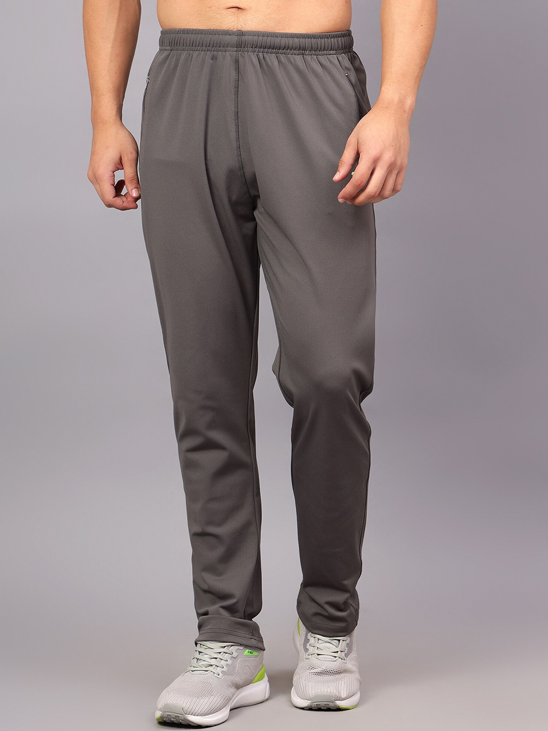 

Shiv Naresh Men Mid-Rise Regular Track Pants, Grey