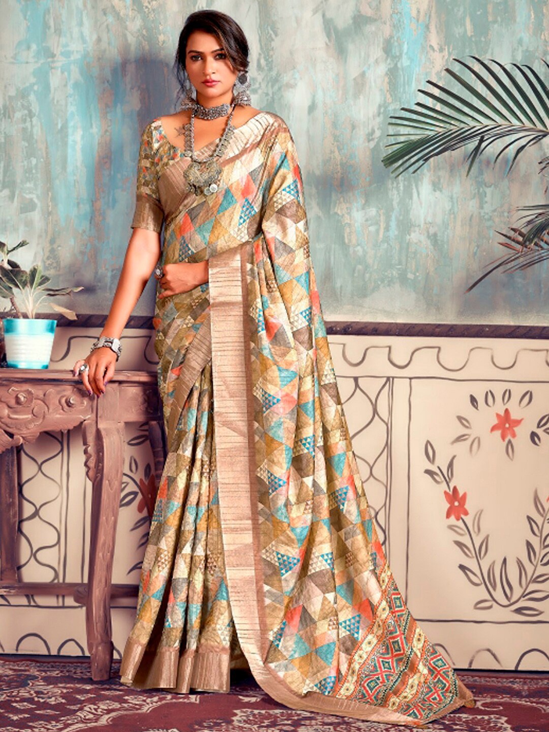 

Mitera Beige Geometric Printed Zari Saree