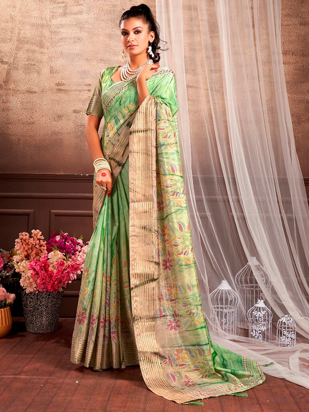 

Mitera Green Floral Printed Saree