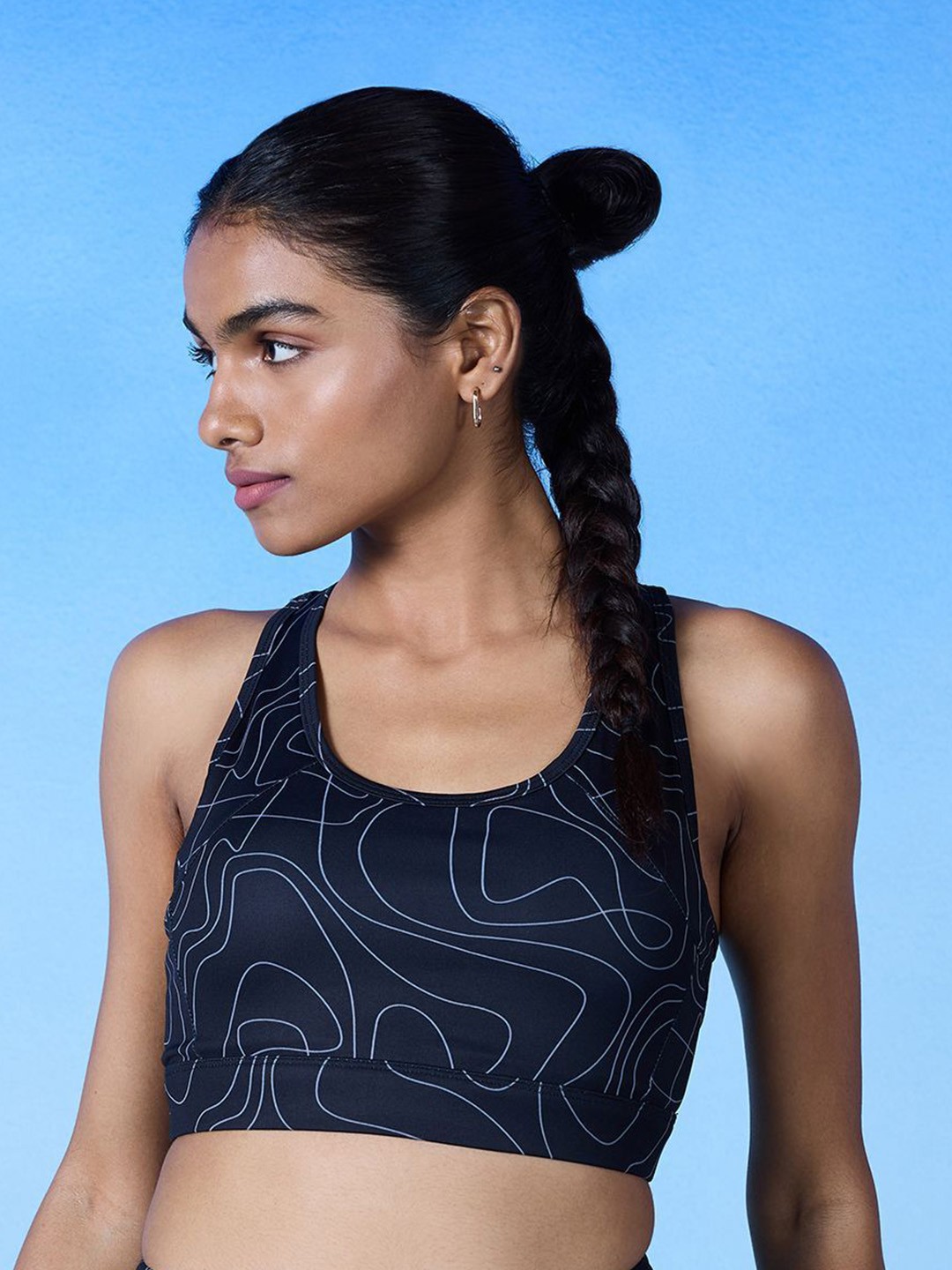 

Nykd All Day On-Trend Printed Sports Bra with Keyhole Back (NYK082), Black