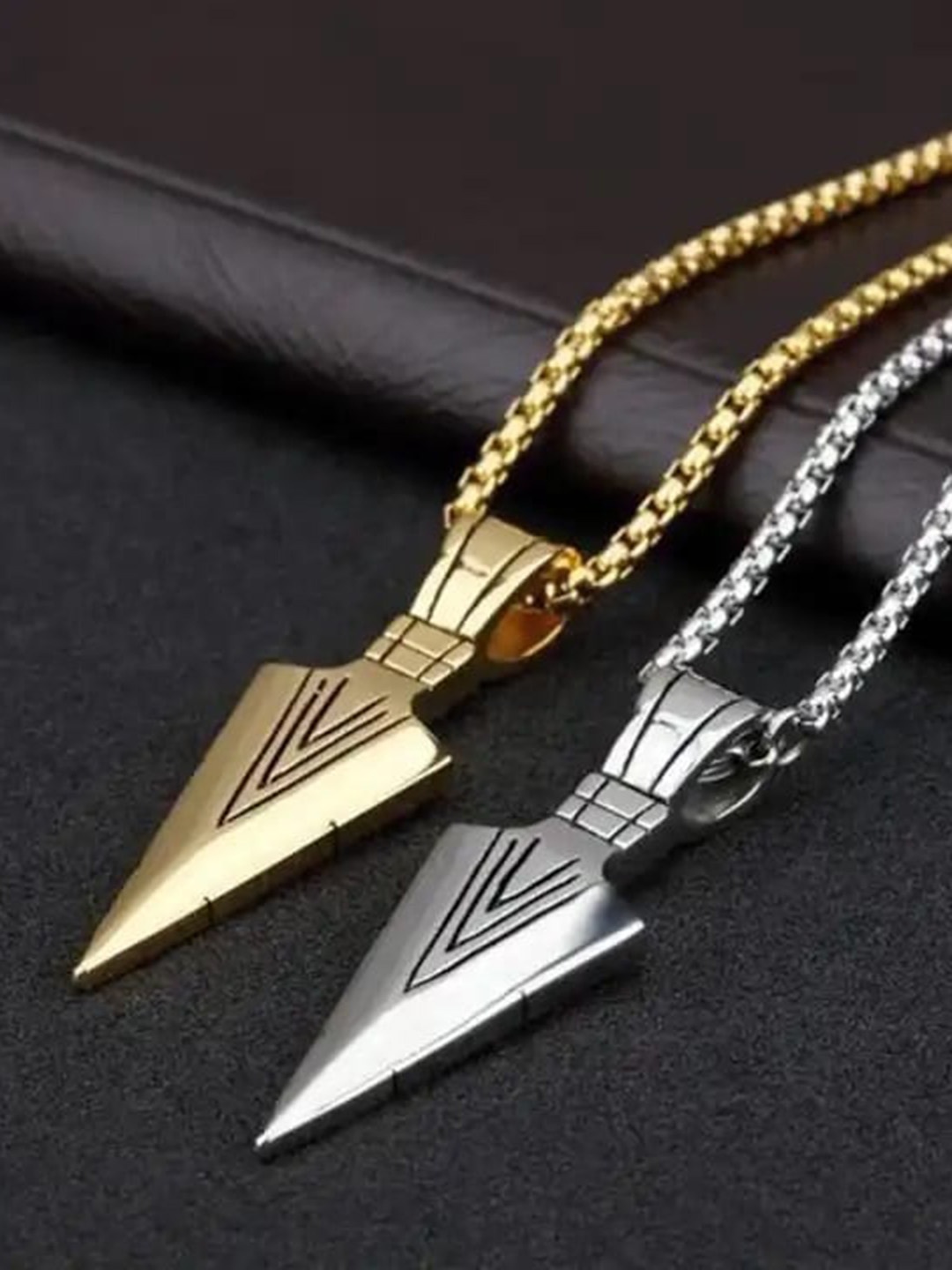 

VIEN Set Of 2 Gold-Plated Arrow Head Pendant & Chain, Silver