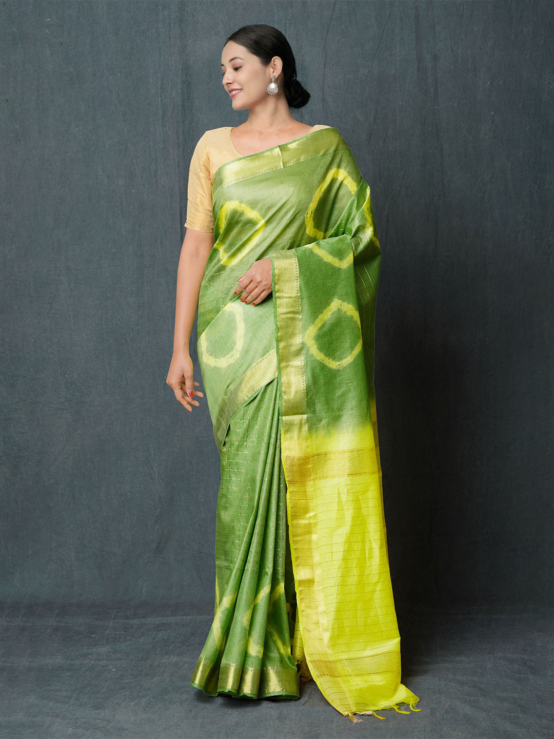 

Unnati Silks Shibori Printed Zari Chanderi Saree, Green