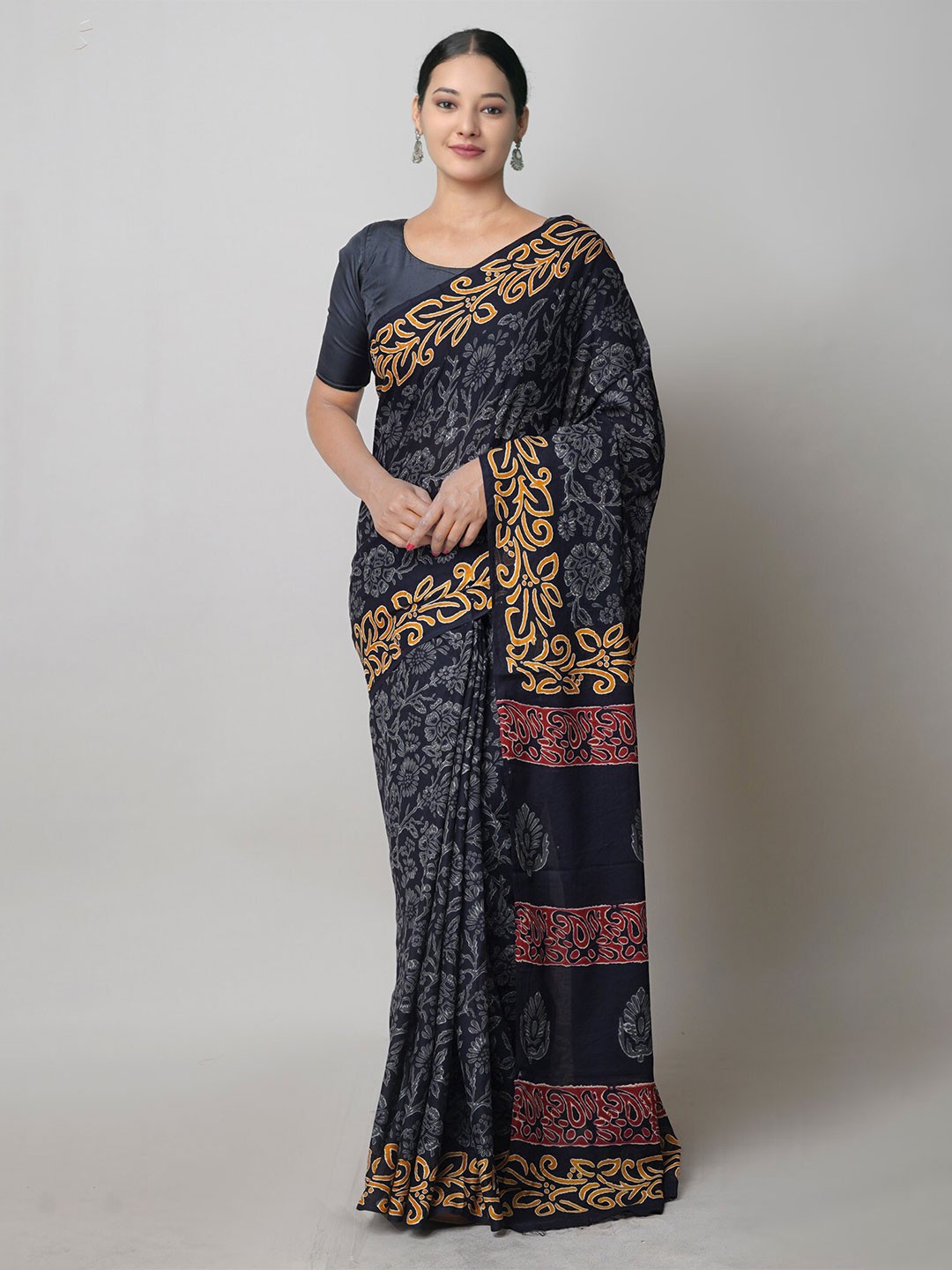 

Unnati Silks Ethnic Motifs Printed Pure Cotton Block Print Saree, Black