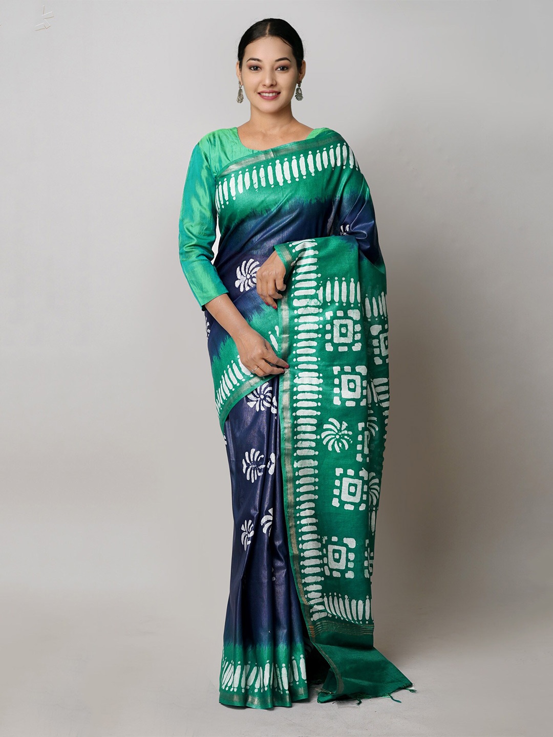 

Unnati Silks Batik Printed Silk Cotton Handloom Chanderi Saree, Navy blue