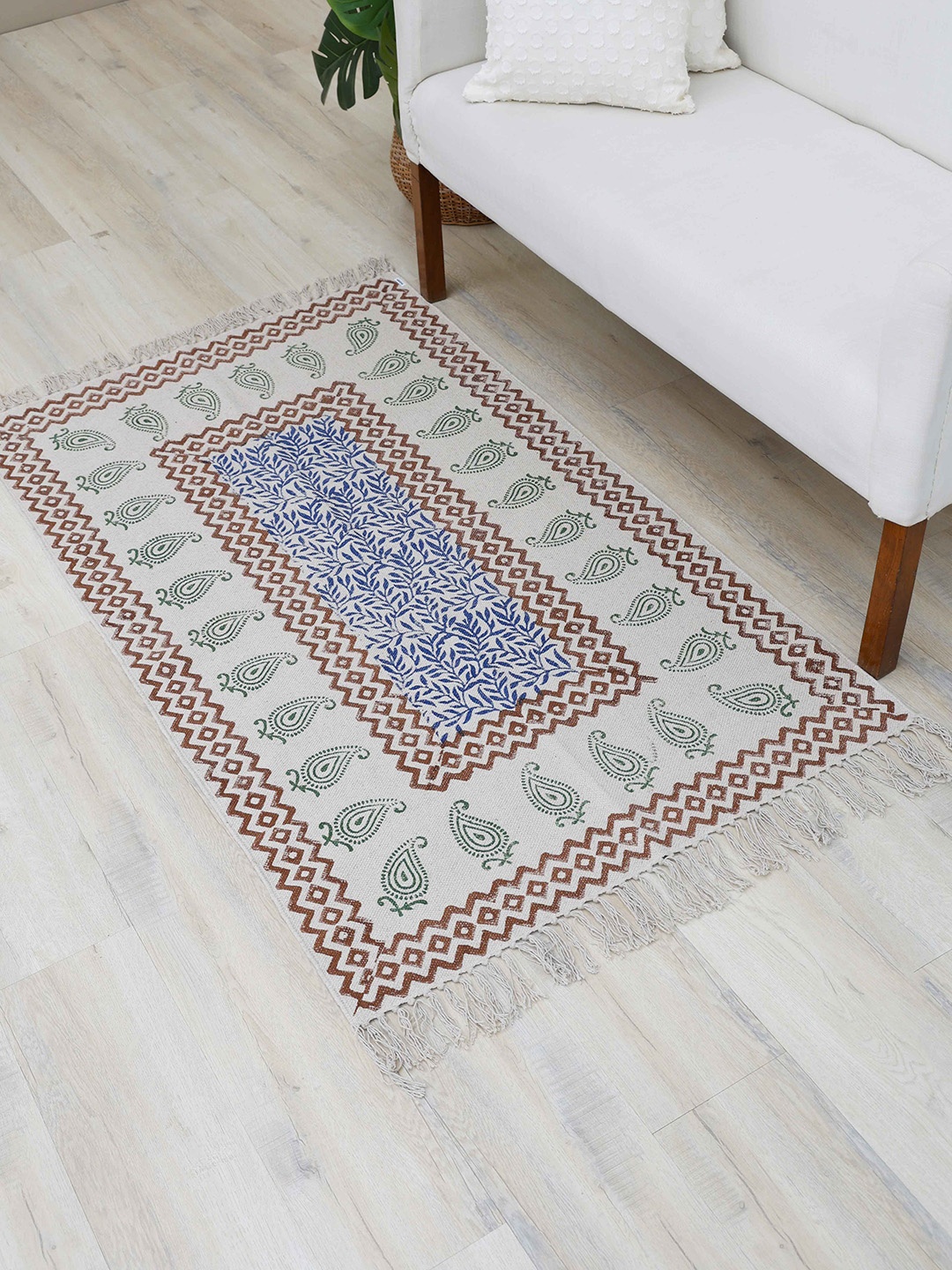 

Ariana Blue & White Ethnic Block Printed Cotton Floor Dhurrie