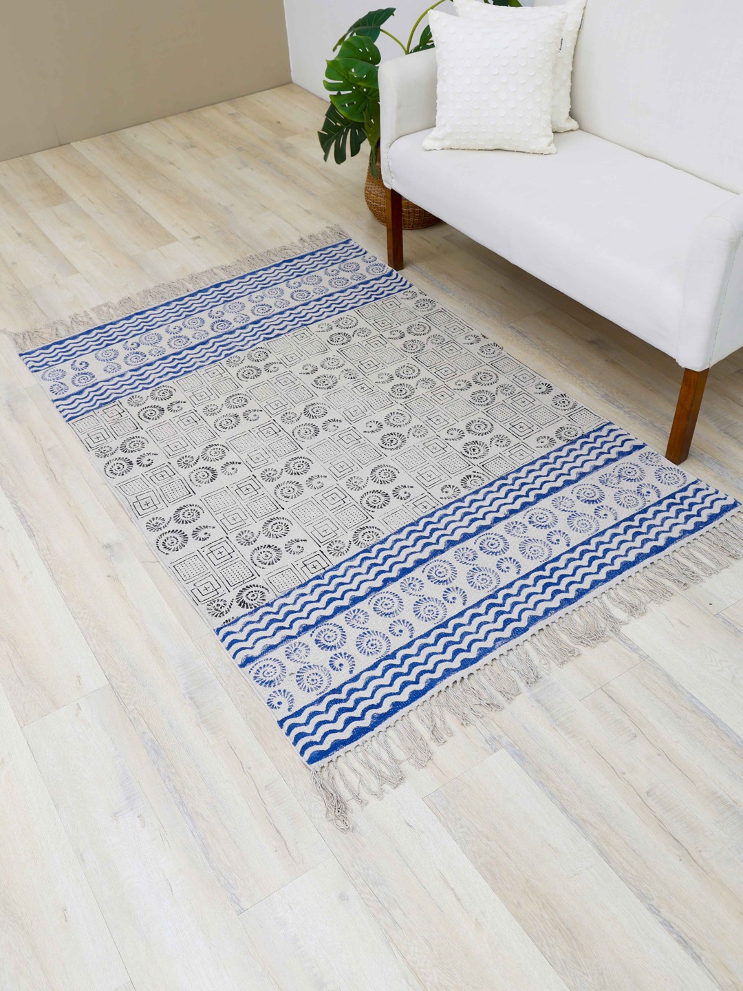 

Ariana White & Blue Printed Cotton Dhurries