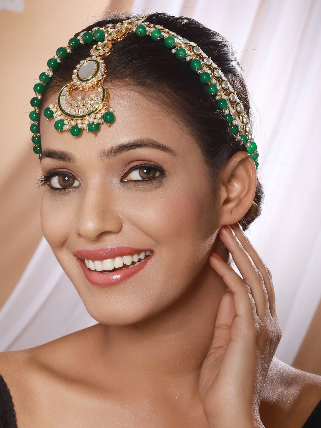 

Anouk Gold-Toned Gold-Plated Kundan-Studded & Pearl Beaded Sheeshphool