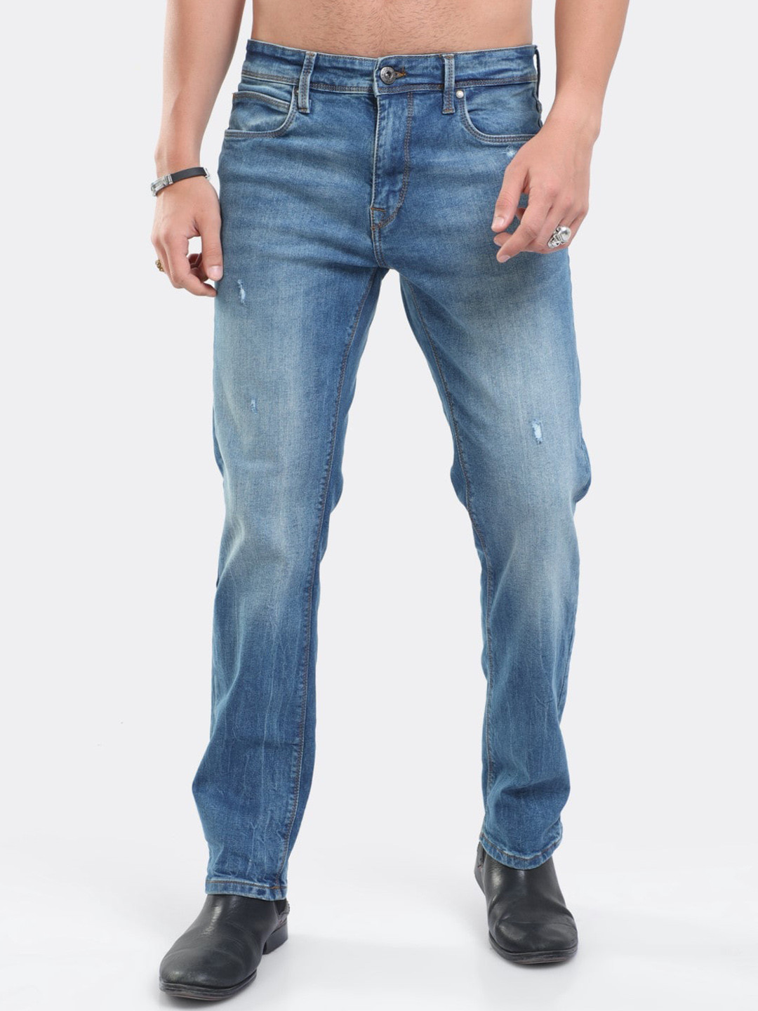 

BADMAASH Men Jean Relaxed Fit Low Distress Light Fade Stretchable Jeans, Blue