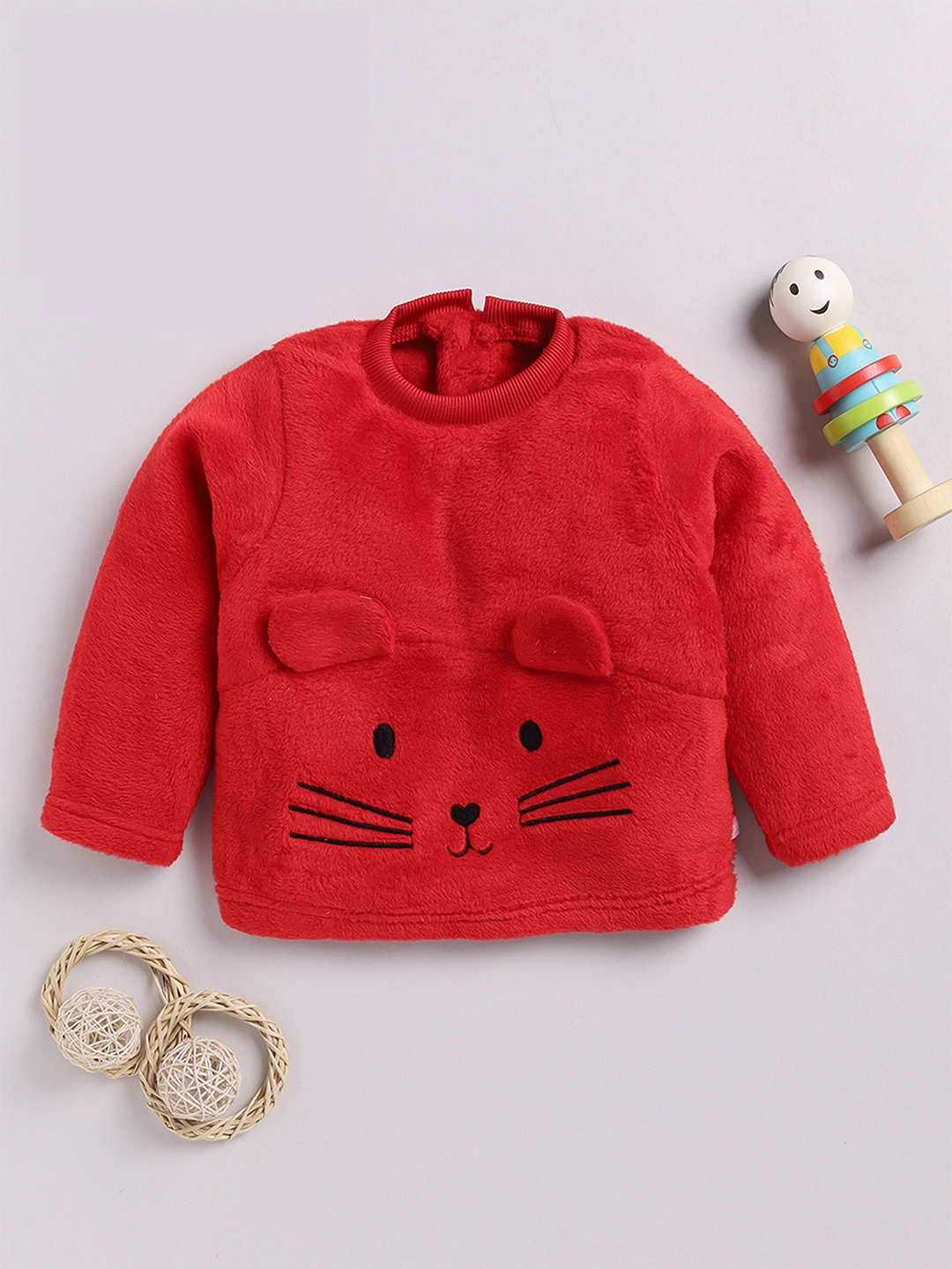 

Moms Love Girls Graphic Printed Pullover Sweatshirt, Red