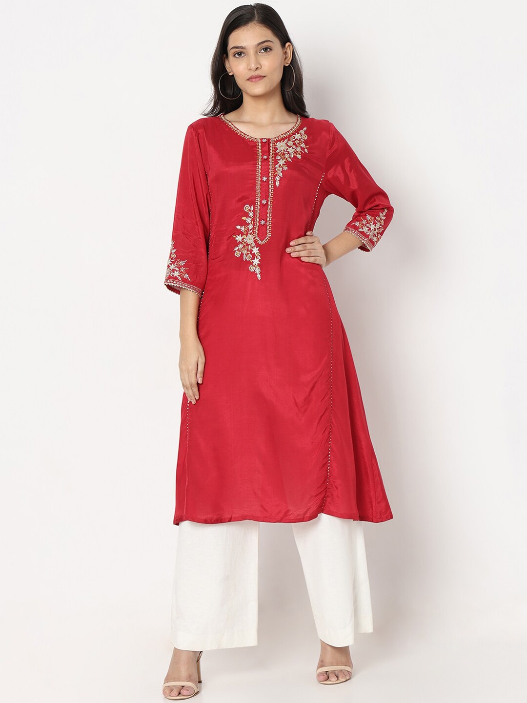 

Ethnicity Floral Yoke Design Thread Work Detailed A-Line Kurta, Red