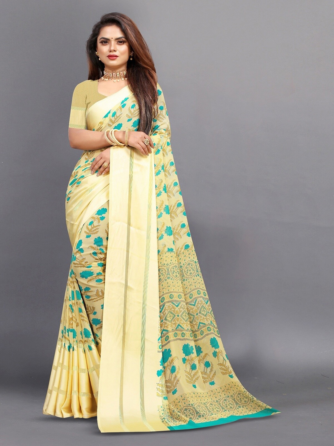 

APNISHA Floral Printed Pure Georgette Saree, Beige