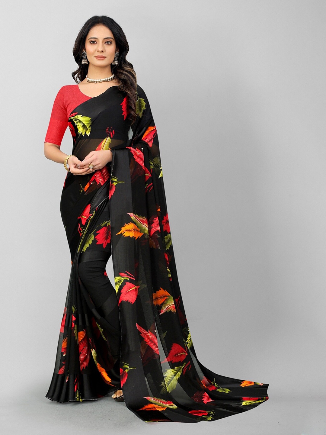 

APNISHA Ethnic Motifs Printed Pure Georgette Saree, Black