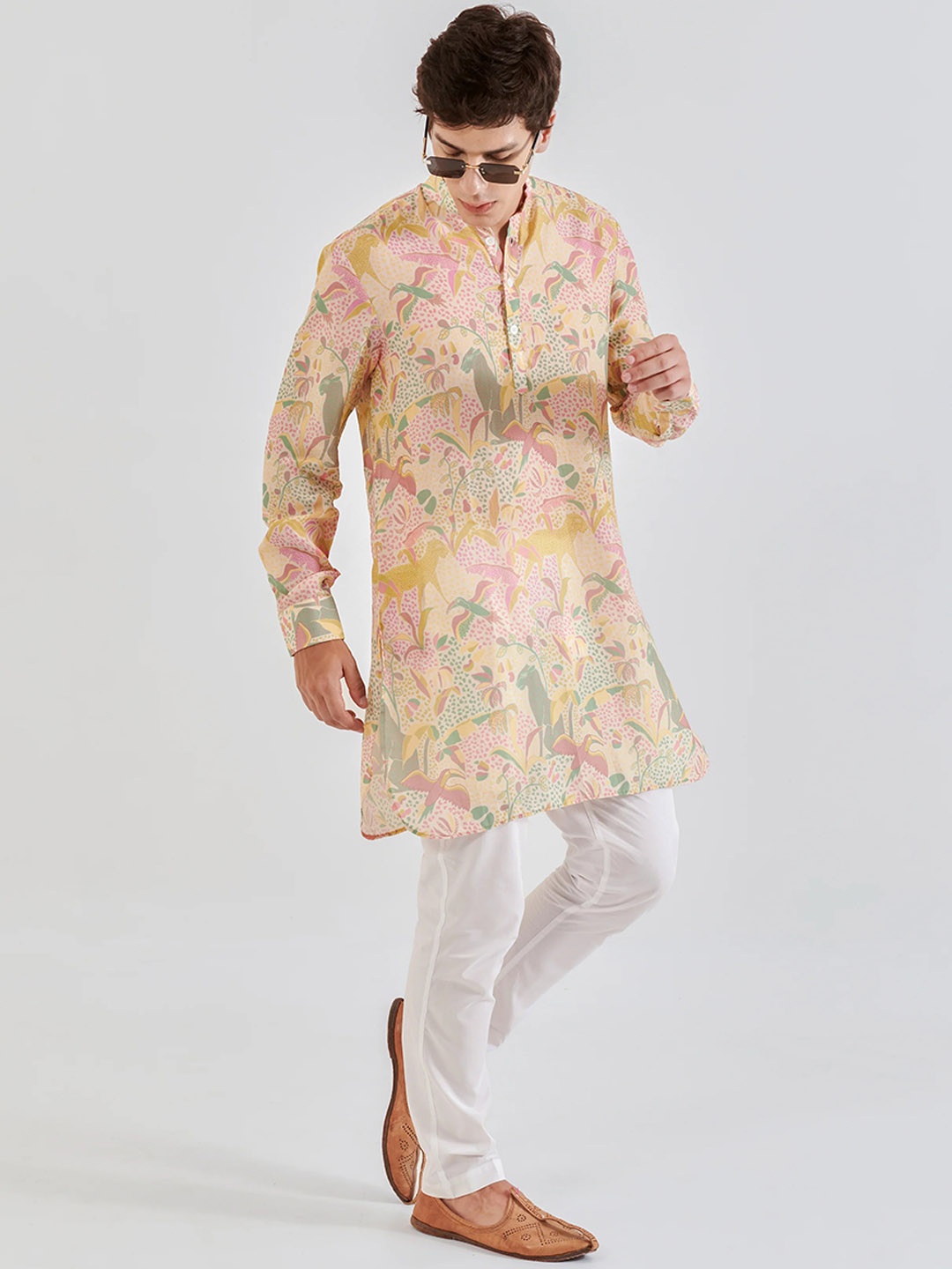 

QB MEN Conversational Printed Straight Cotton Kurta, Cream