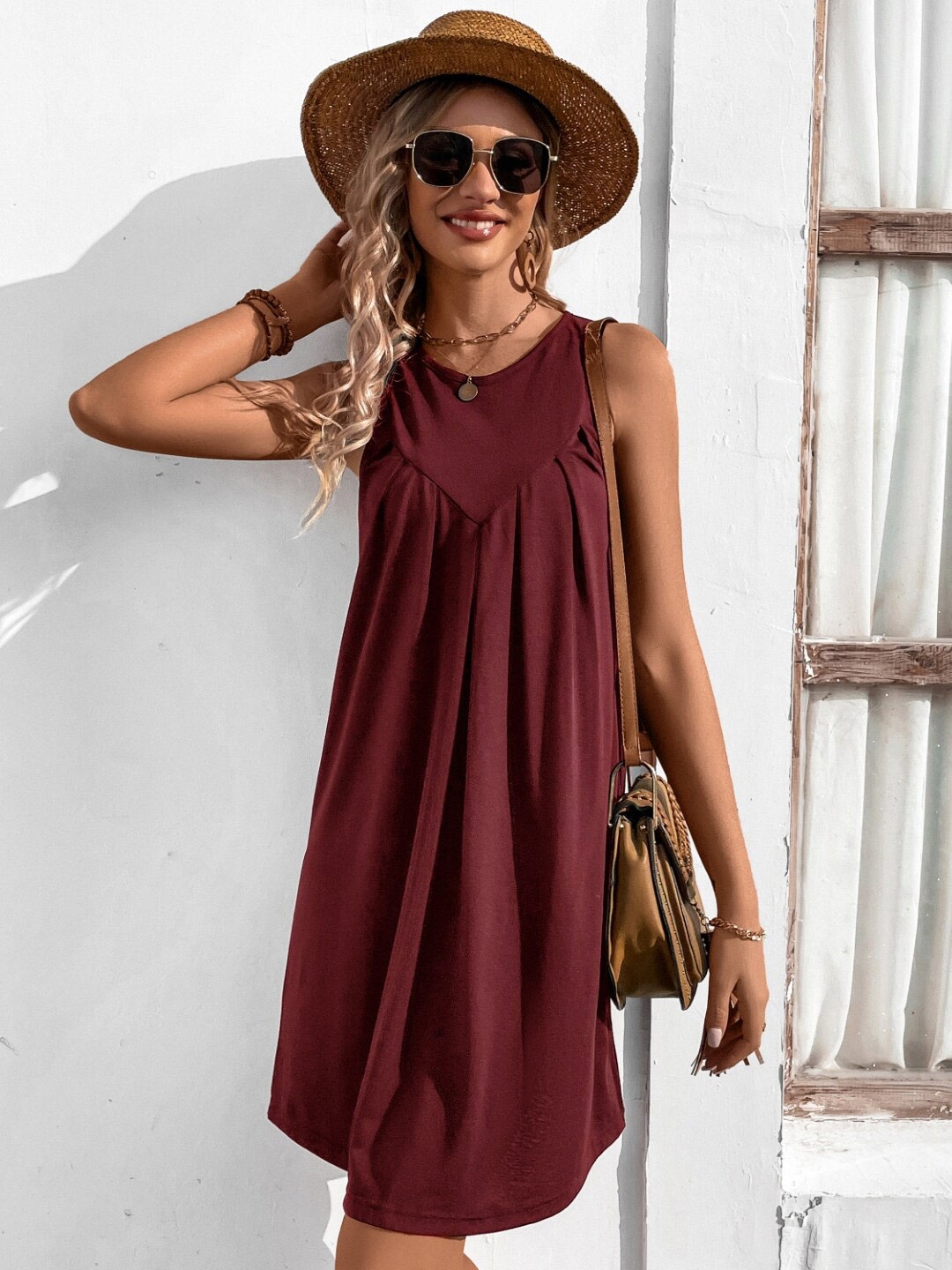 

StyleCast Red Sleeveless Gathered Detail A-Line Dress