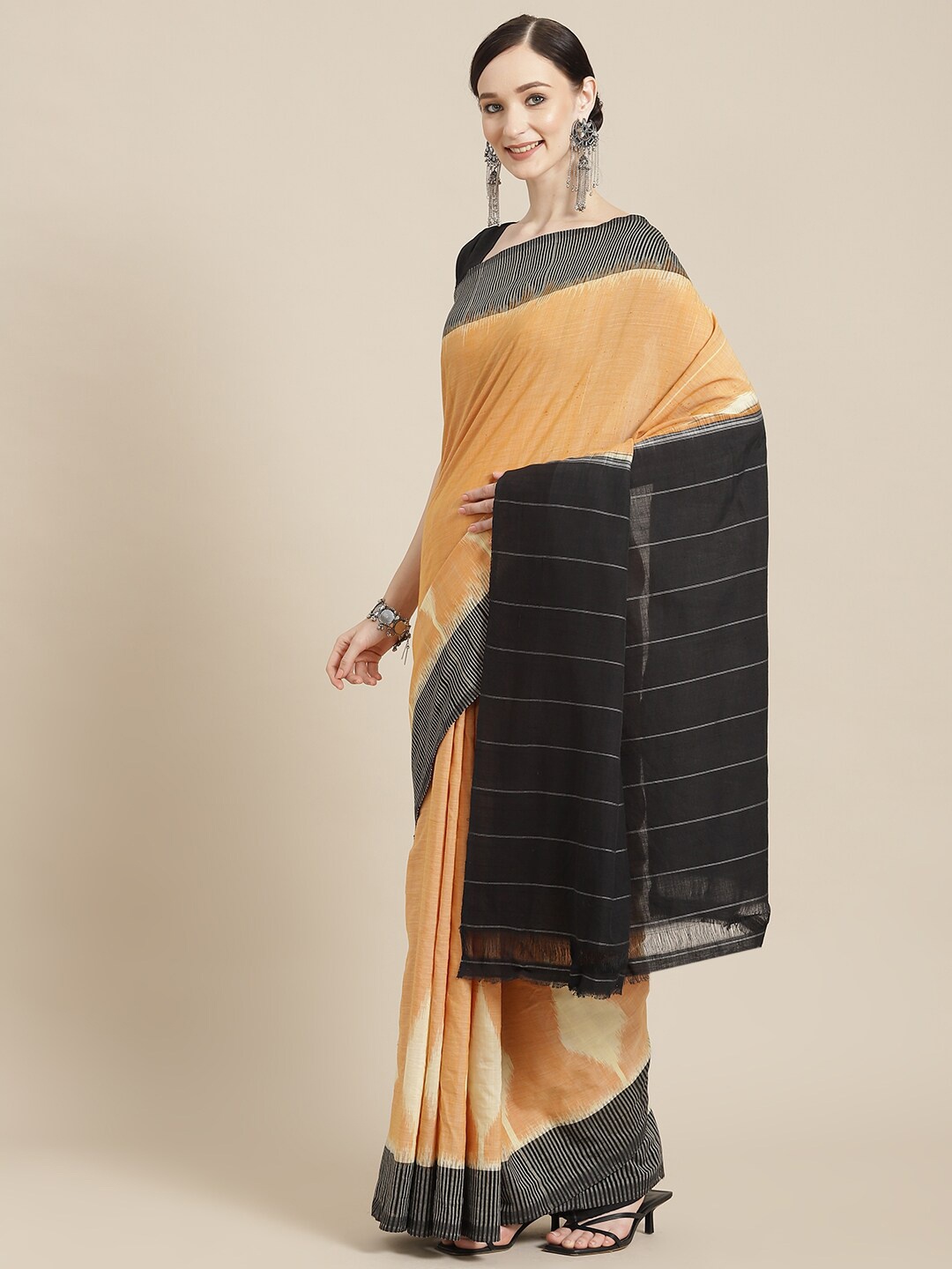 

ADITRI Handloom Ethnic Motifs Woven Design Pure Cotton Ikat Saree, Beige