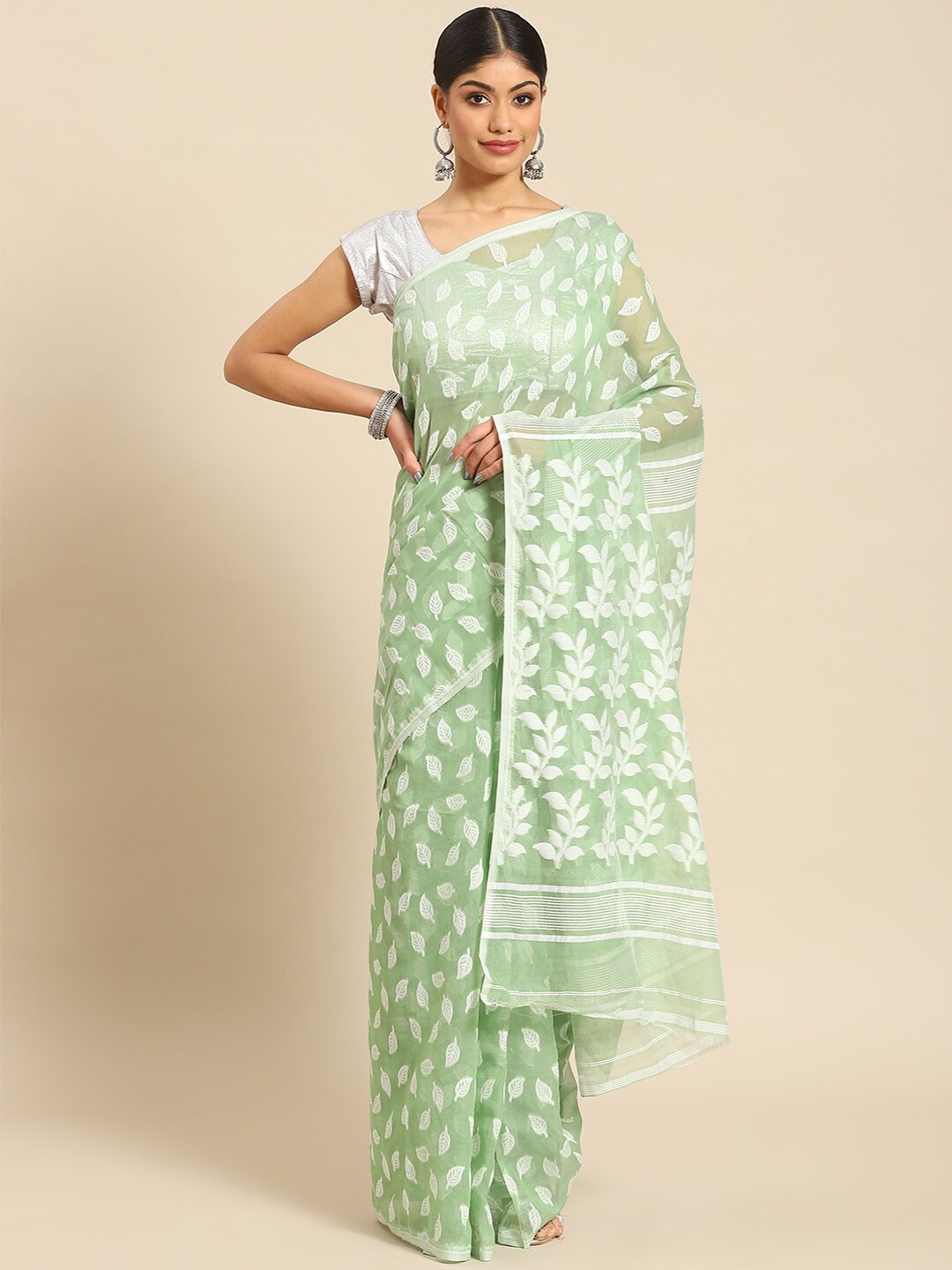

ADITRI Handloom Floral Embroidered Silk Cotton Saree, Green