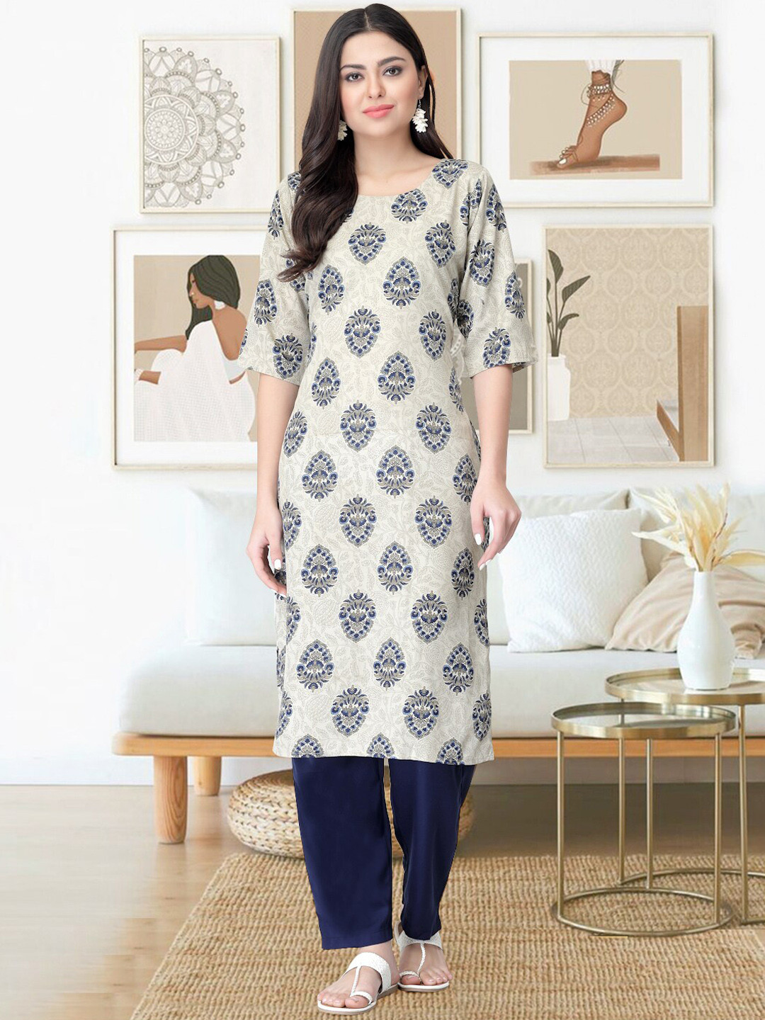 

arangya Floral Printed Regular Kurta with Trousers, Grey