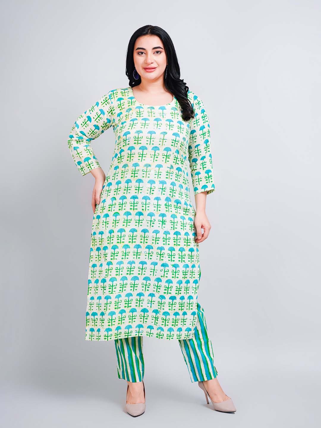 

NAVGYA Ethnic Motifs Printed Pure Cotton Kurta with Trousers, White