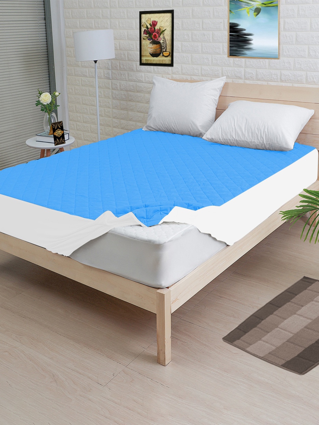 

Adbeni Blue Quilted MicroFiber 300 GSM Waterproof King Mattress Protector