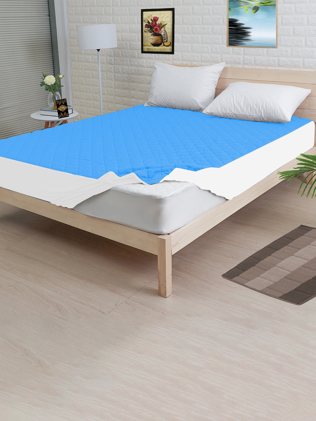 

Adbeni Blue & White Quilted Waterproof Single Mattress Protector
