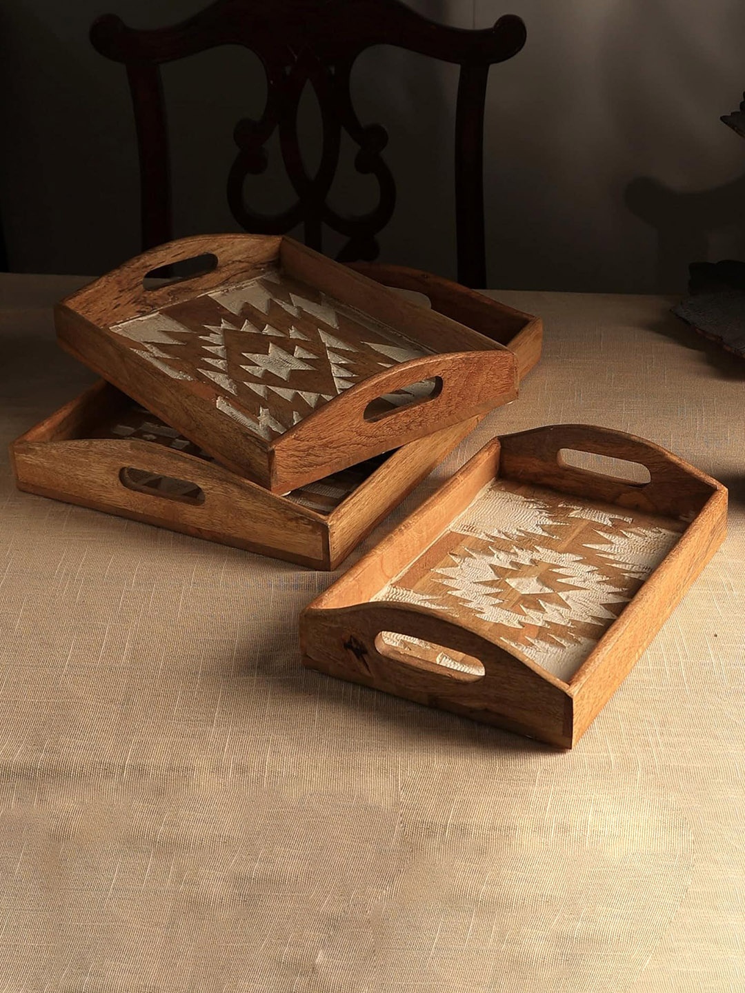

Designer Library Tribal White & Beige Patterned Mango Wood Serving Tray