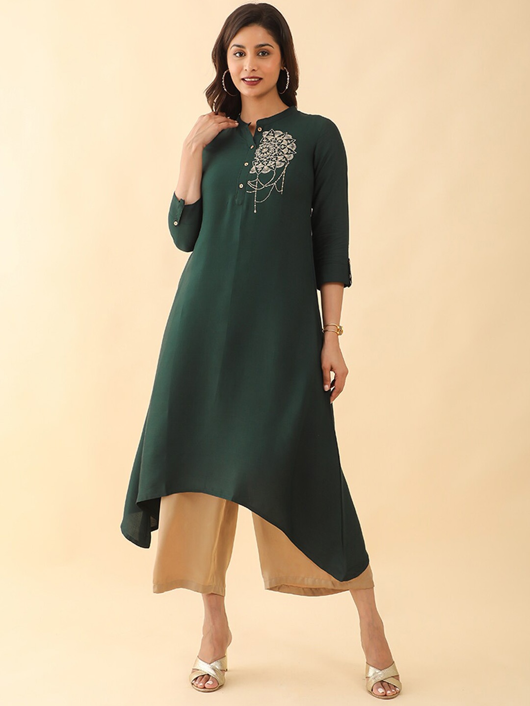 

Maybell Ethnic Motifs Embroidered Pure Cotton Kurta, Green