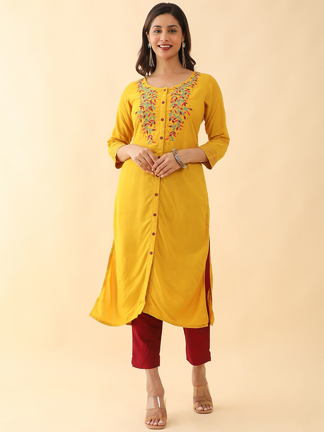 

Maybell Embroidered Thread Work Kurta, Yellow