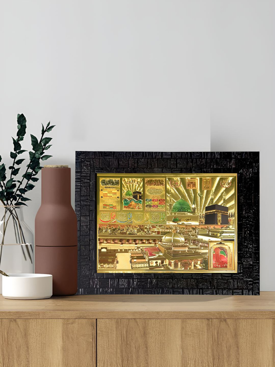 

Hawai Black & 24K Gold Plated Self Designed Wooden Rectangular Wall Photo Frame