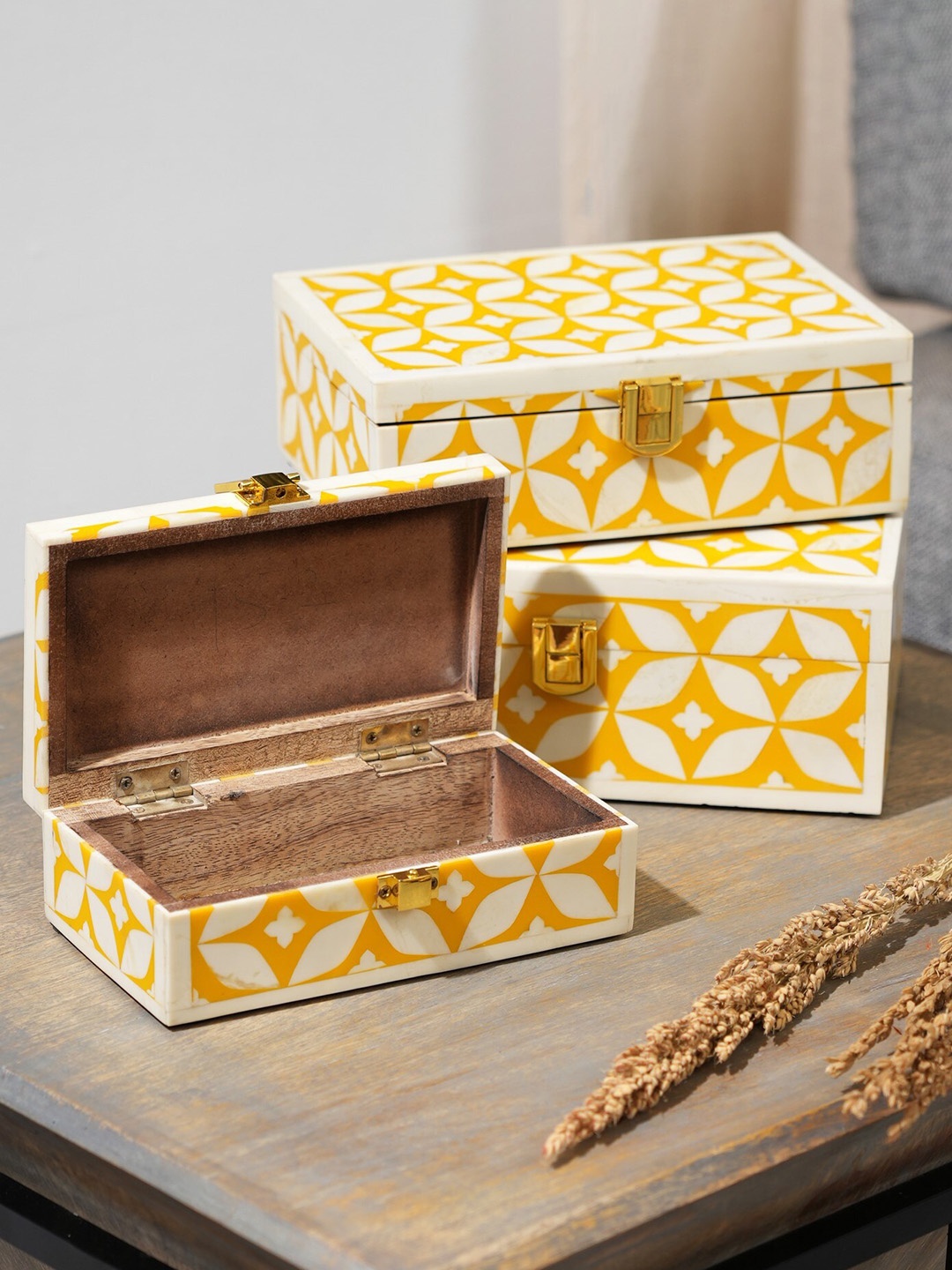 

Designer Library Yellow & White 3 Pieces Floral Printed Jewellery Organizers