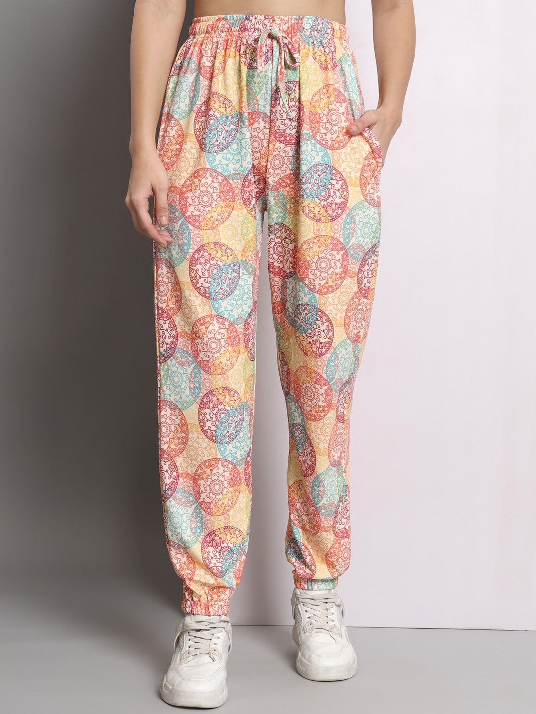 

Q-rious Women Ethnic Motifs Printed Joggers, White