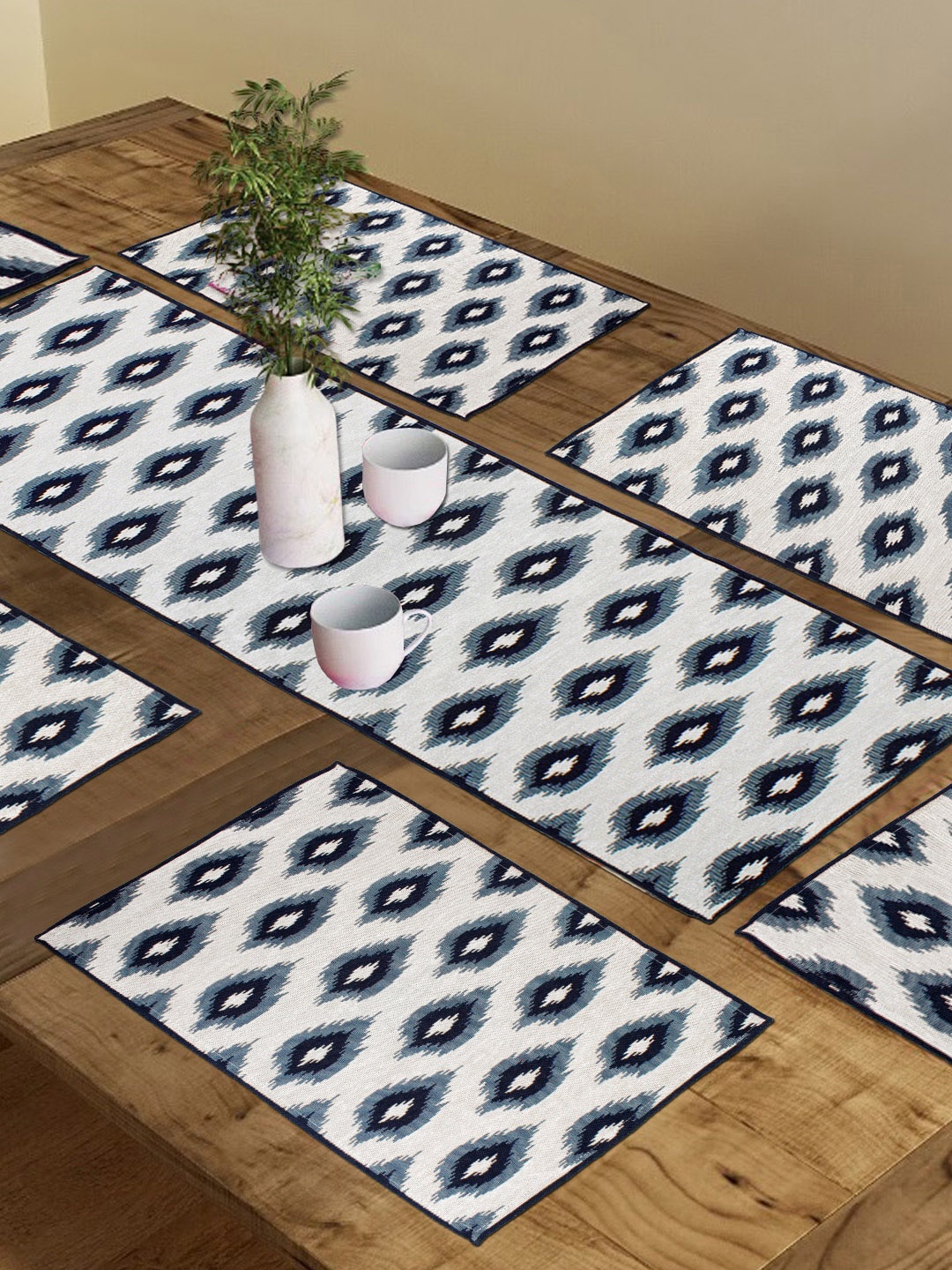 

AVI Living 7 Pieces White & Grey Printed 600 GSM Table Linen Sets