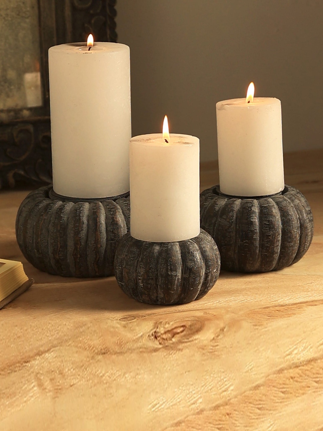 

Designer Library Grey Pumpkin Shape Candle Holder