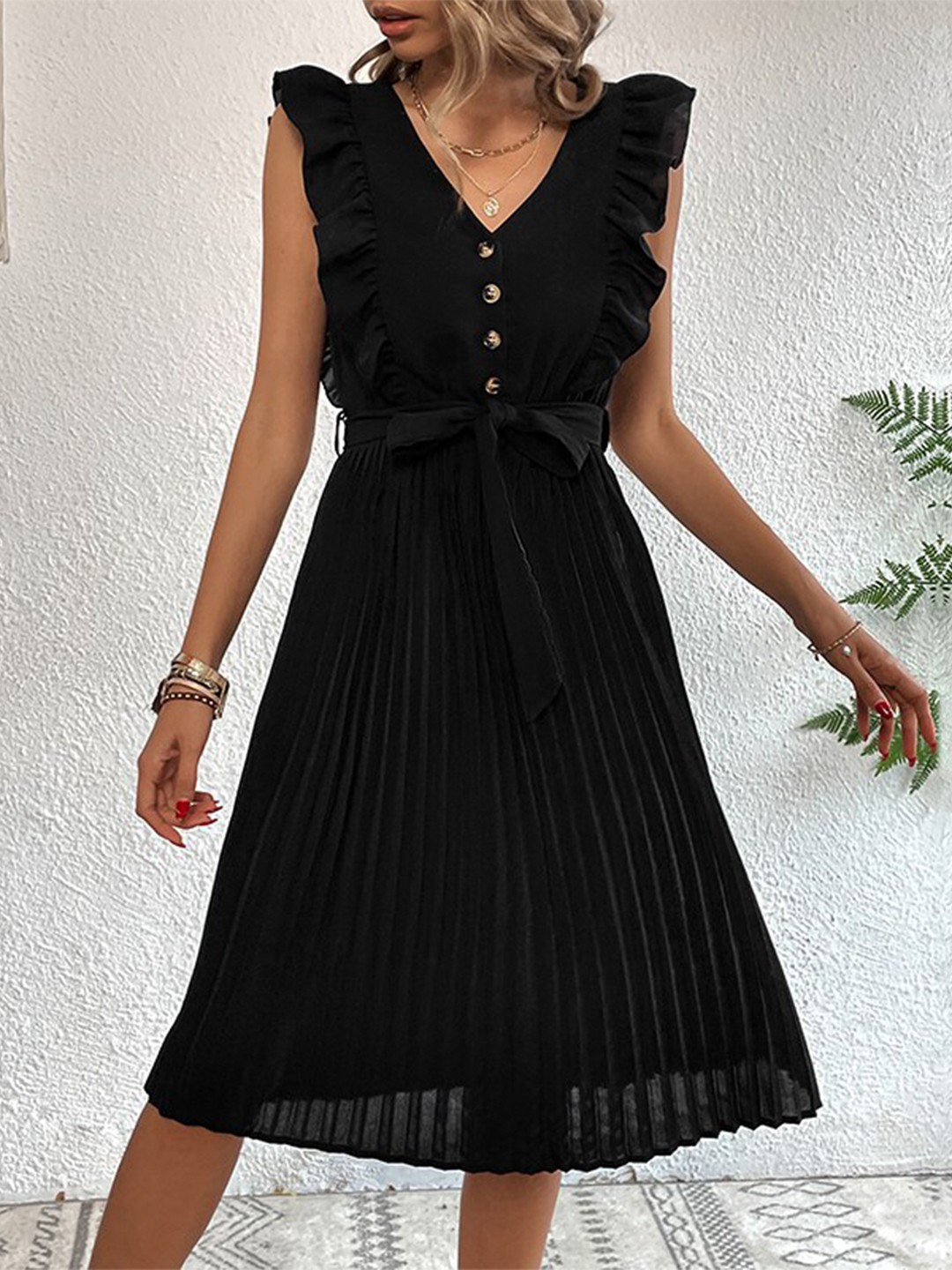 

StyleCast Black V-Neck Sleeveless Tie-Ups A-Line Dress