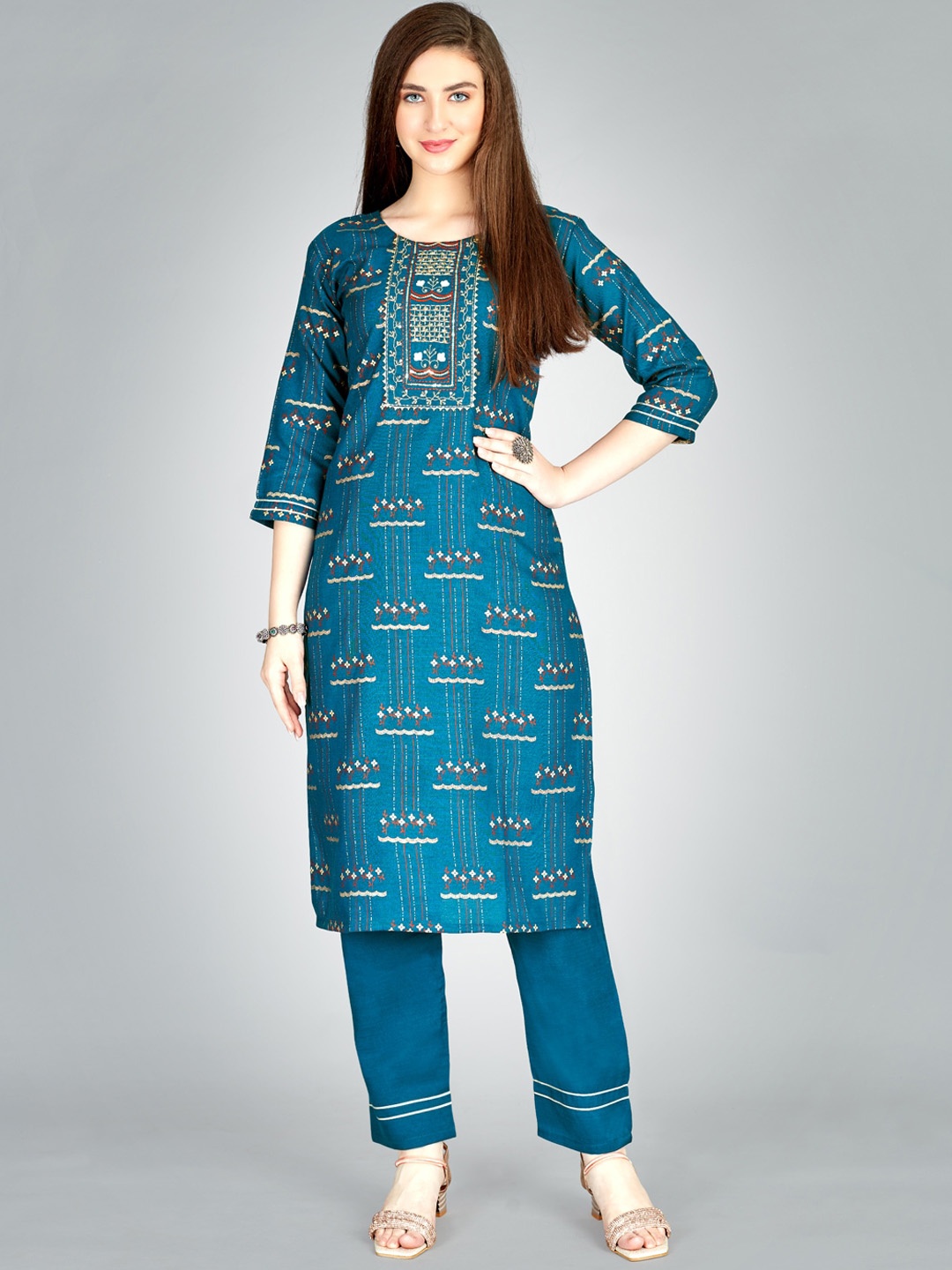 

ARADHNA Floral Printed Thread Work Kurta With Trousers, Teal
