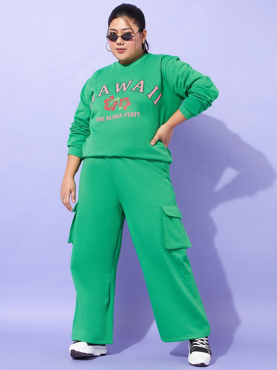 

SASSAFRAS Curve Plus Size Typography Printed Sweatshirt & Trousers, Green