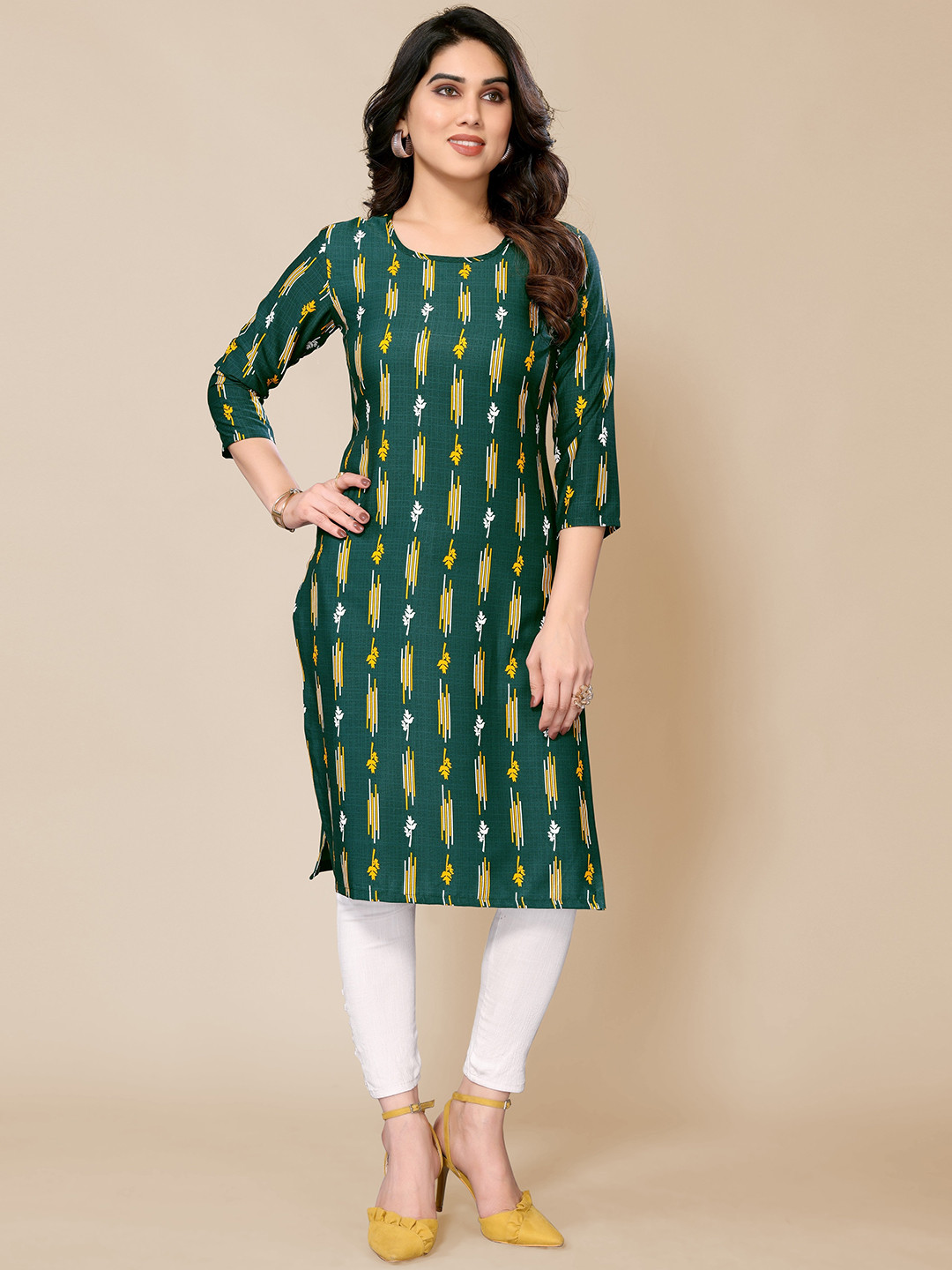 

PYARI - A style for every story Floral Printed Round Neck Regular Kurta, Olive