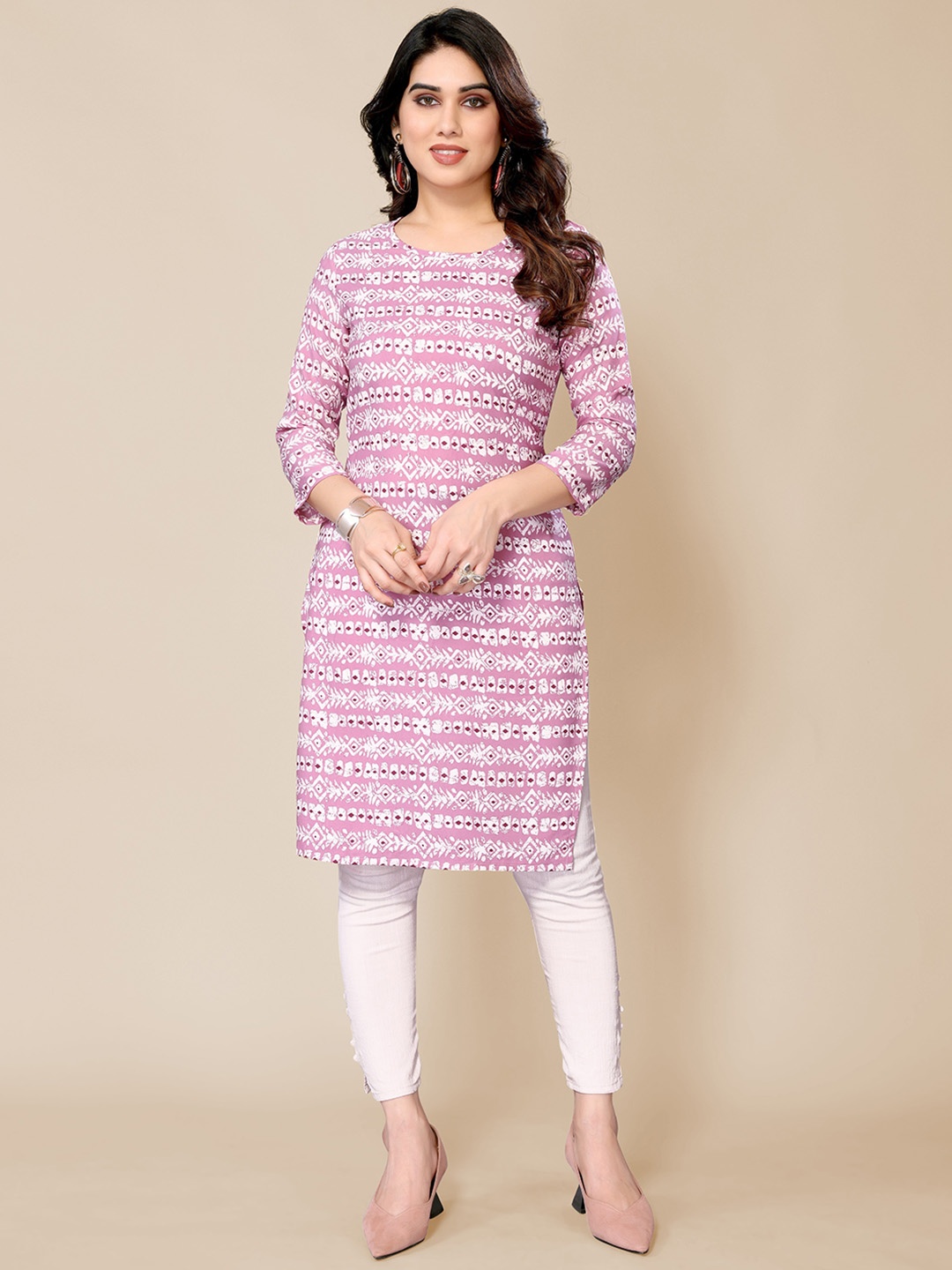

PYARI - A style for every story Abstract Printed Round Neck Regular Kurta, Purple