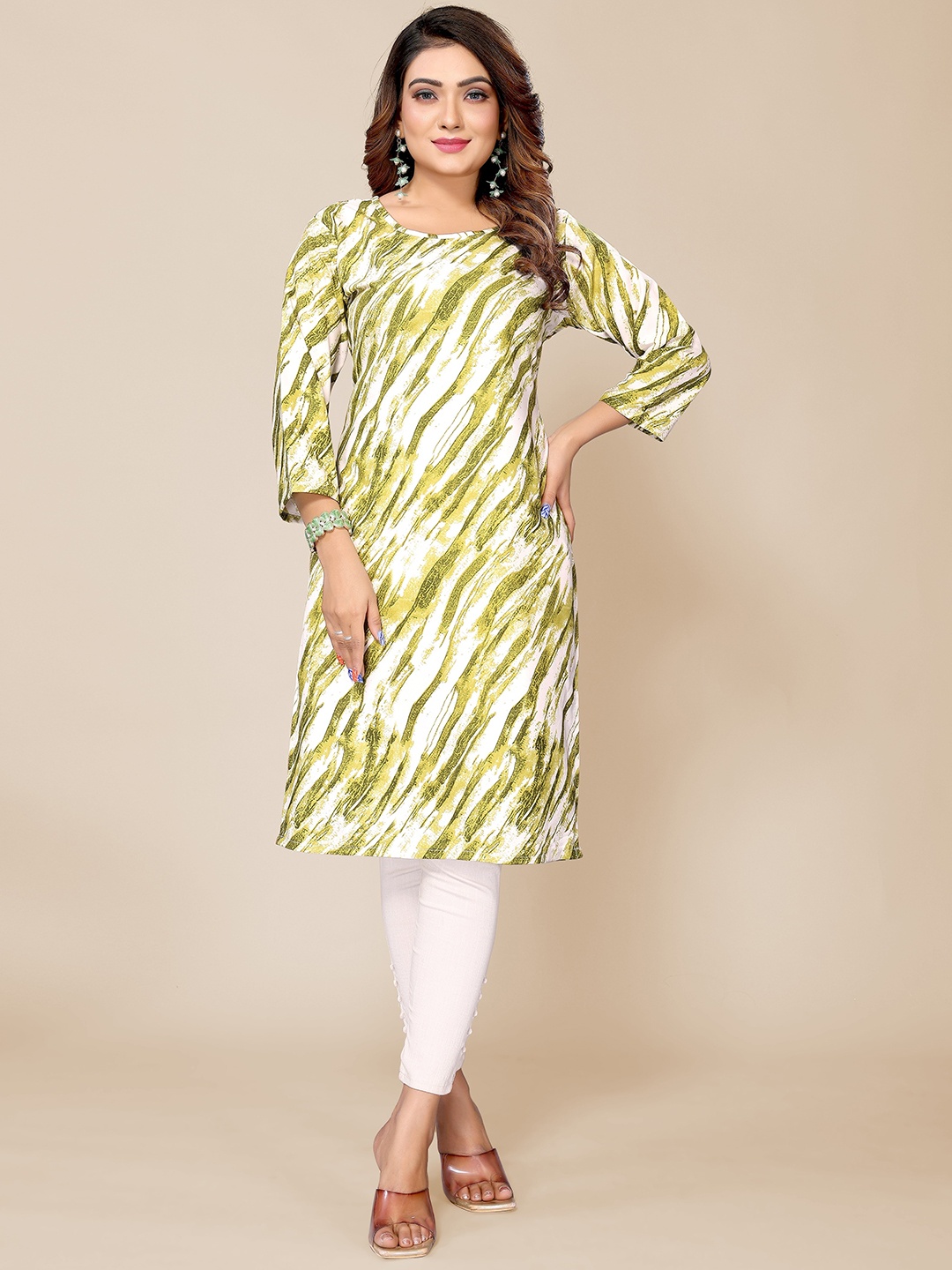PYARI - A style for every story Abstract Printed Kurta, Green