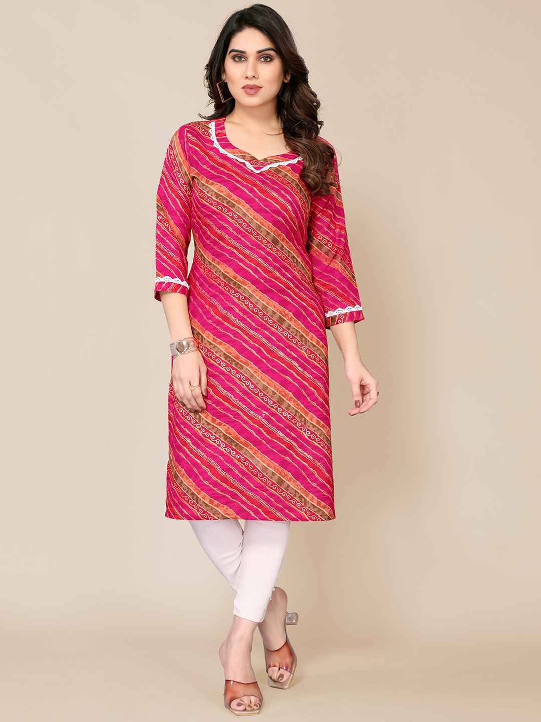 

PYARI - A style for every story Leheriya Printed V-Neck Straight Kurta, Pink