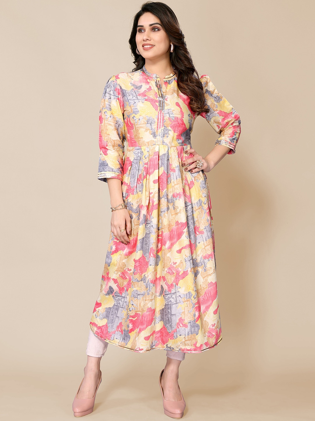 

PYARI - A style for every story Abstract Printed A-line Pure Cotton Kurta, Yellow