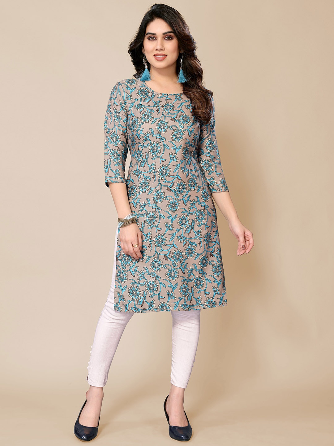 

PYARI - A style for every story Floral Printed Straight Kurta, Beige