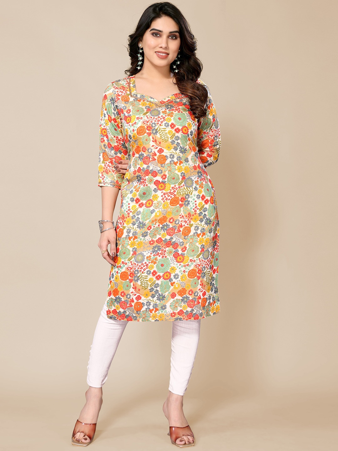 

PYARI - A style for every story Floral Printed Sweetheart Neck Regular Kurta, White