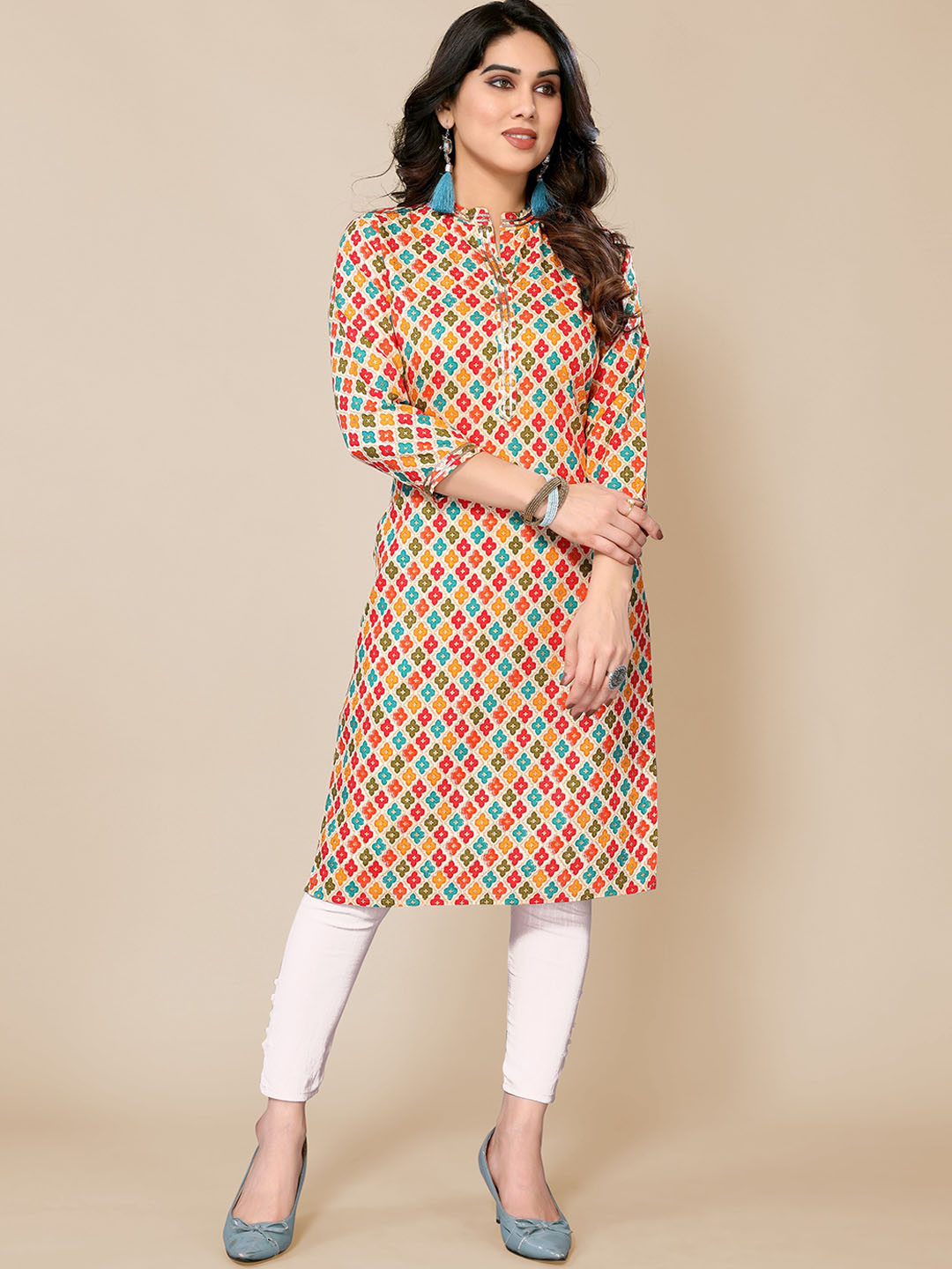 

PYARI - A style for every story Ethnic Motifs Printed Gotta Patti Kurta, White