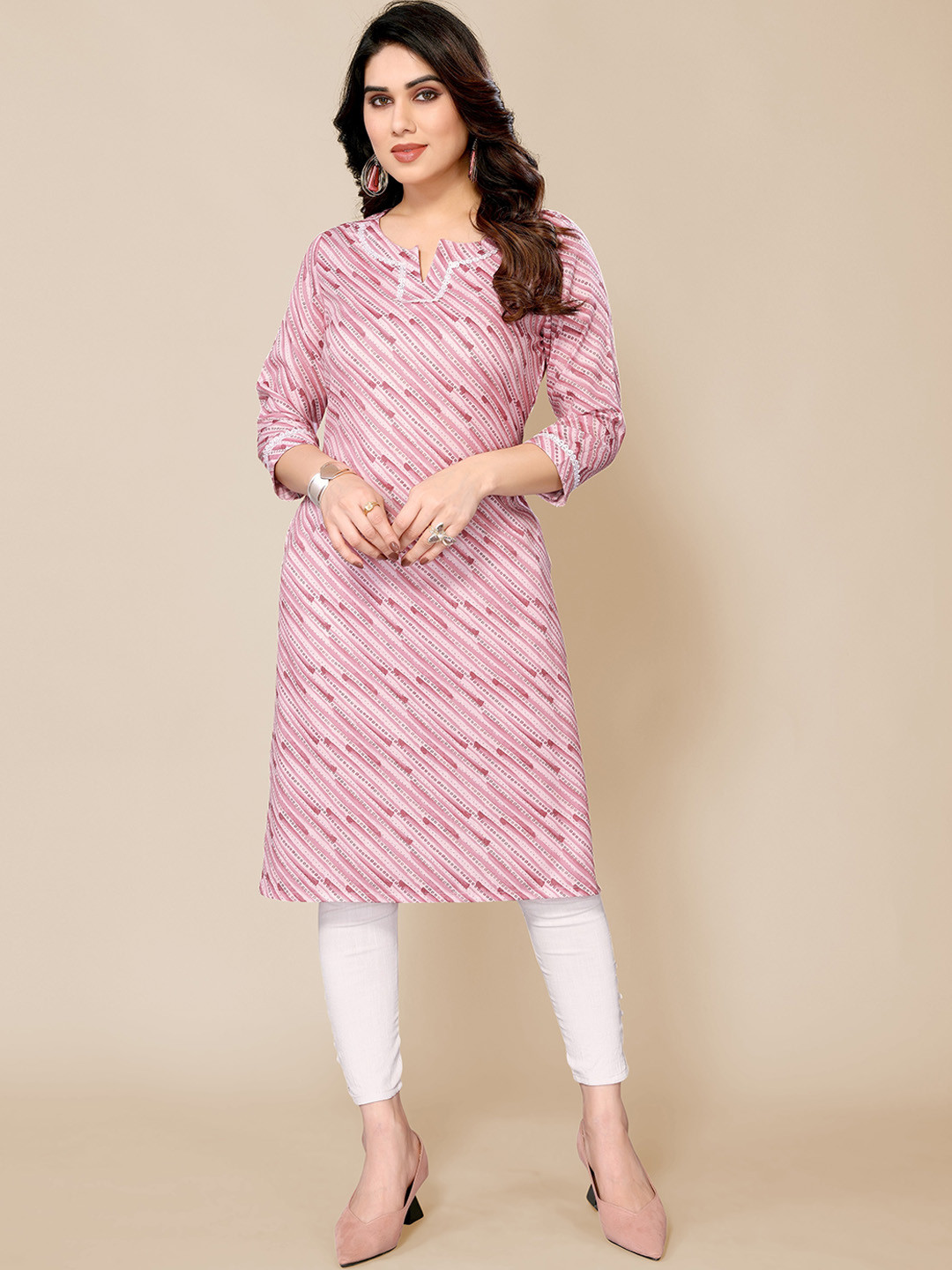 

PYARI - A style for every story Geometric Printed Straight Kurta, Pink