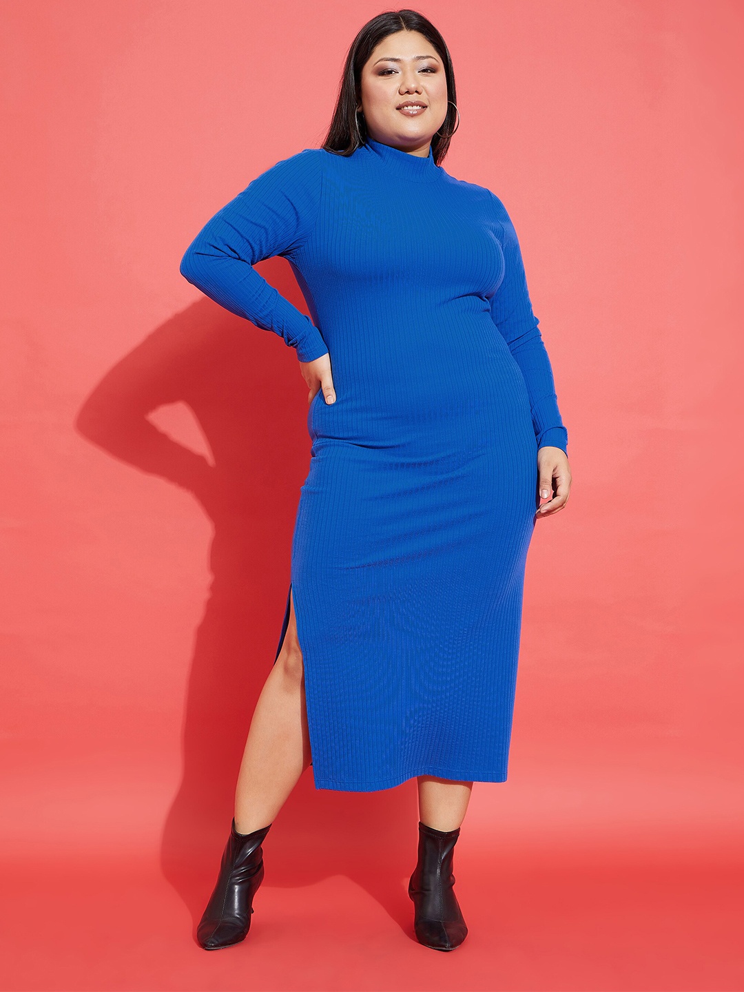 

SASSAFRAS Curve Plus Size Bodycon Midi Dress, Blue