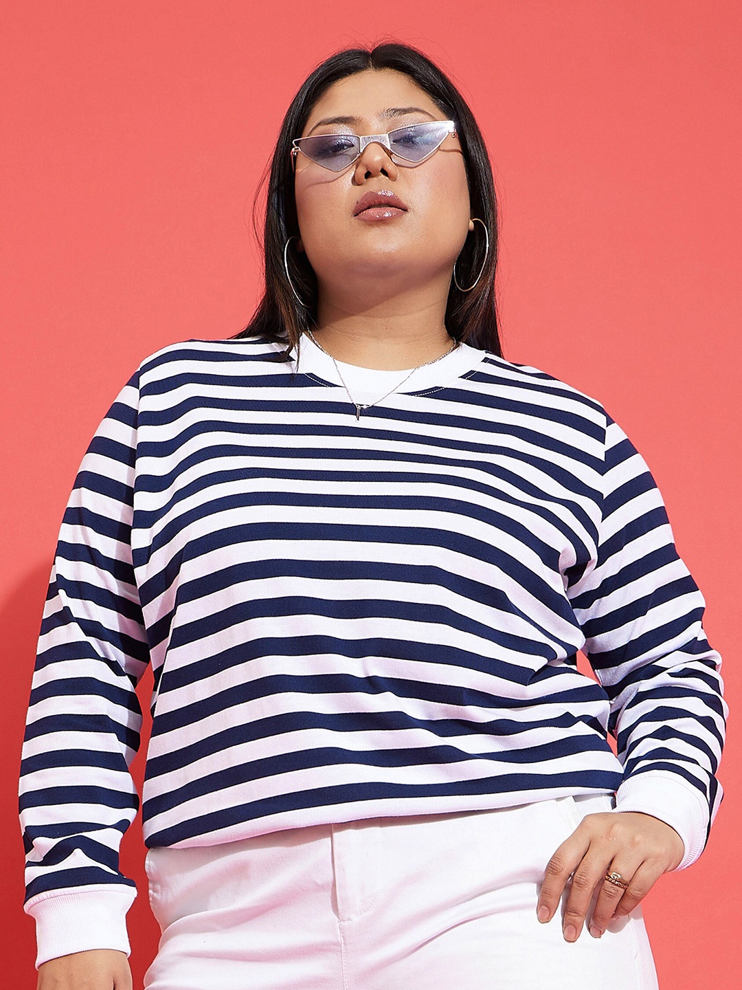 

SASSAFRAS Curve Plus Size Striped Sweatshirt, Navy blue