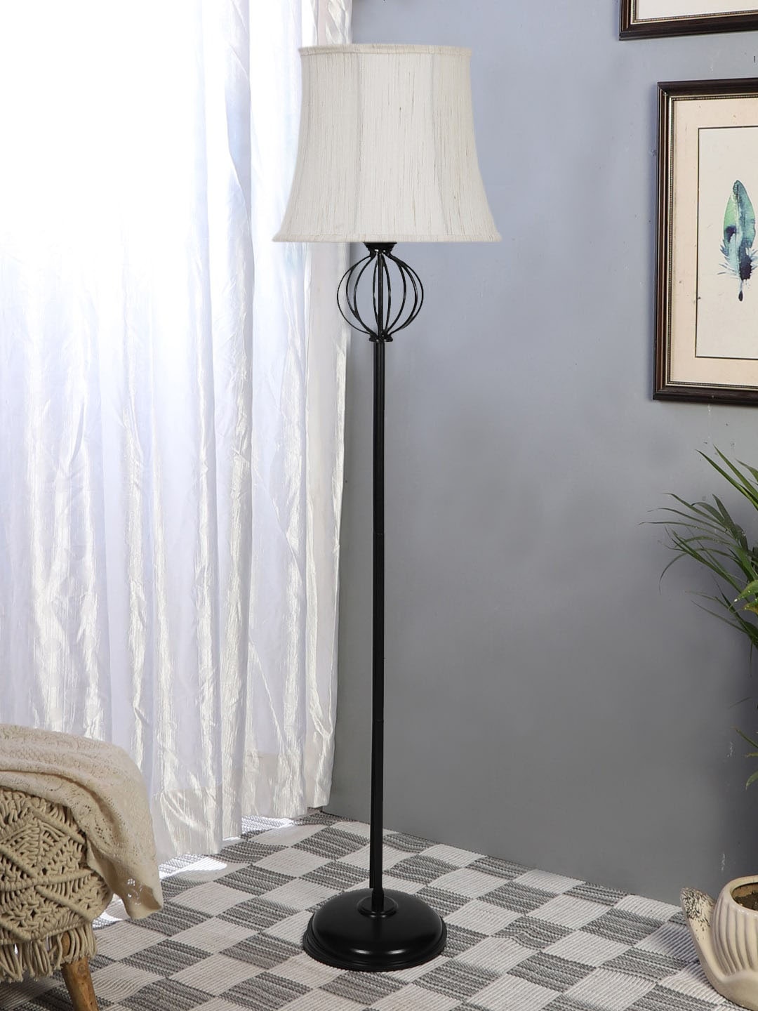 

Devansh White & Black Textured Cotton Abstract Shaped Iron Floor Lamp